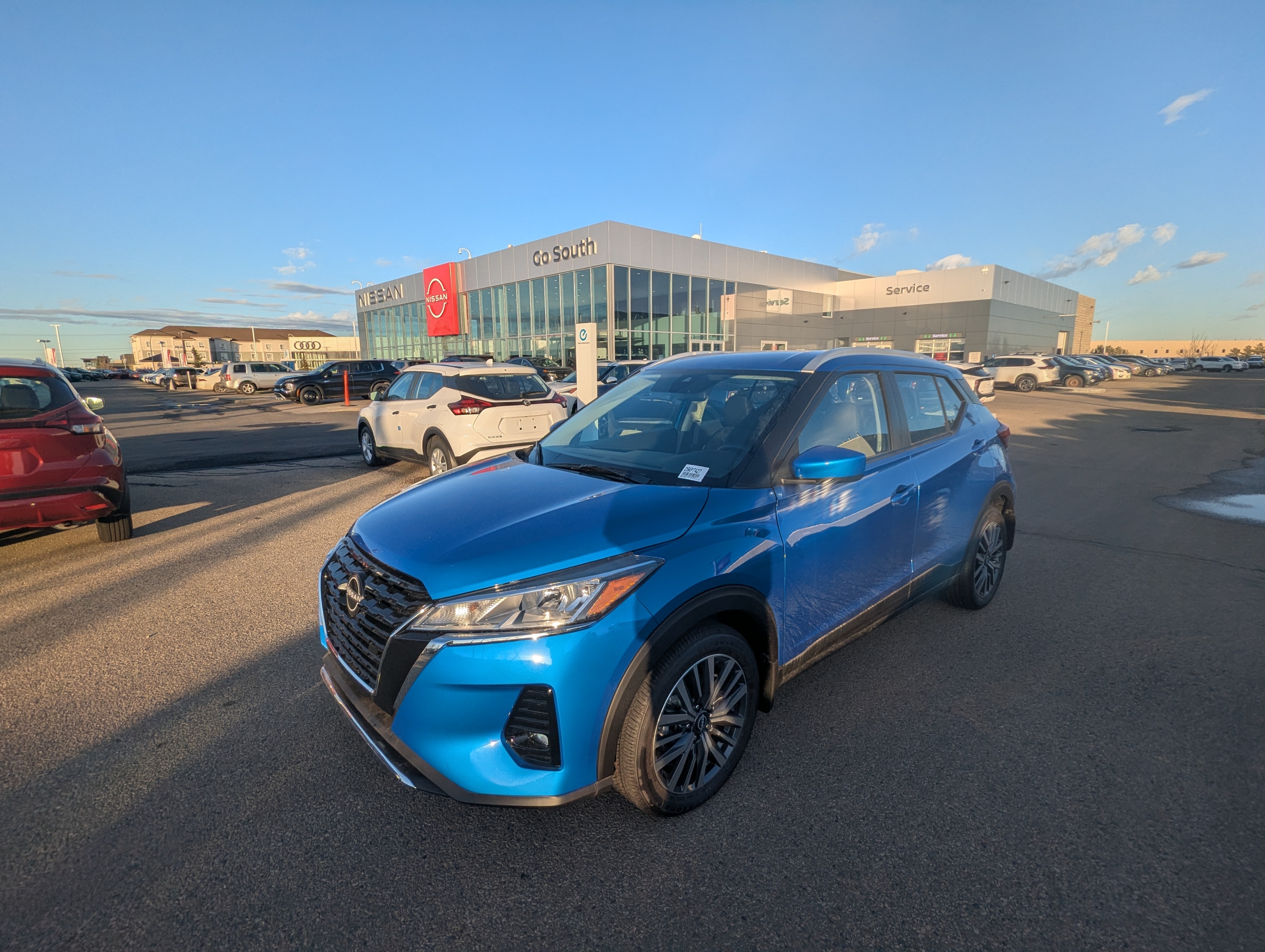 2025 Nissan Kicks Play SV