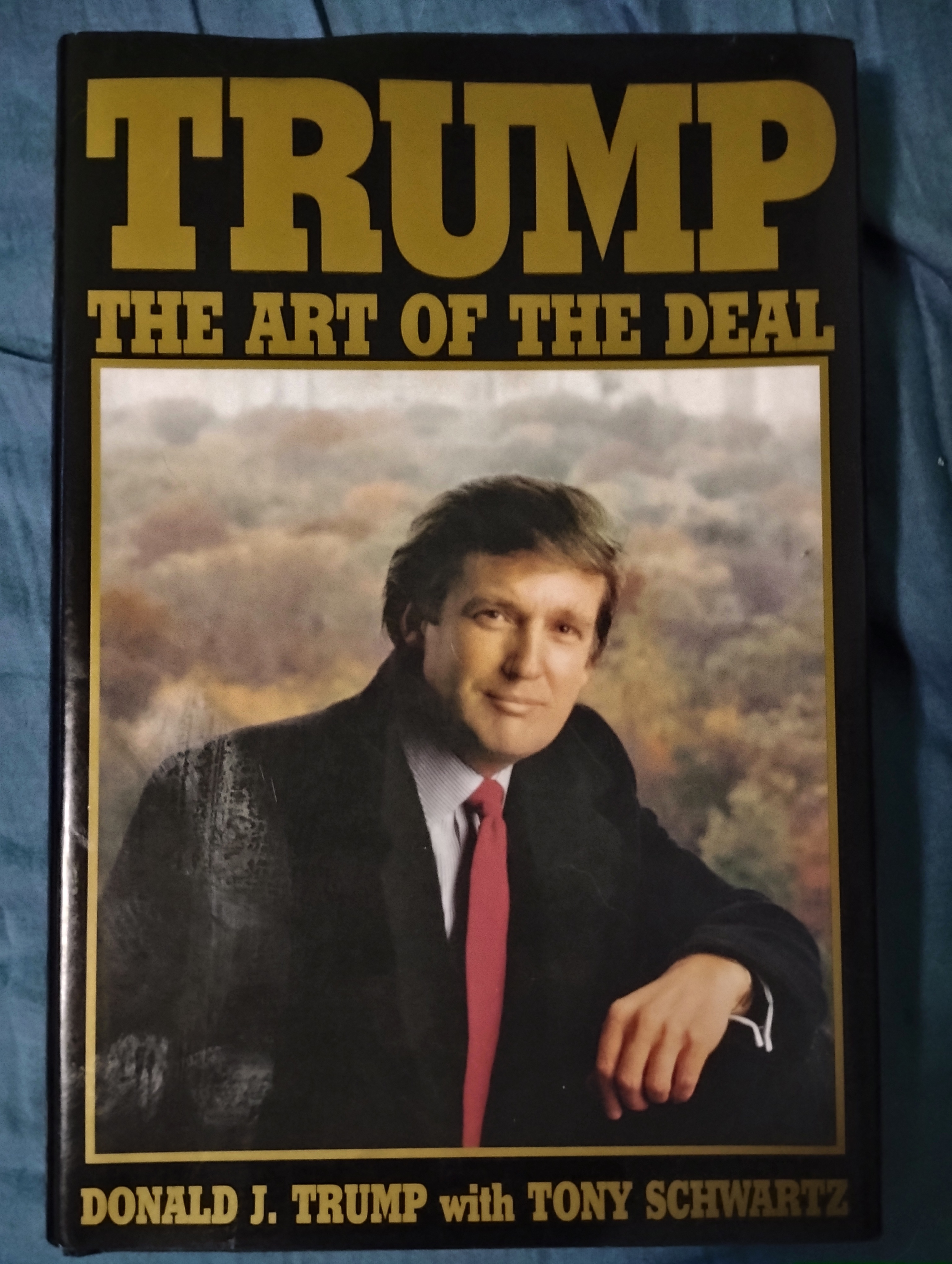 Trump – The Art of the Deal – Like New Condition