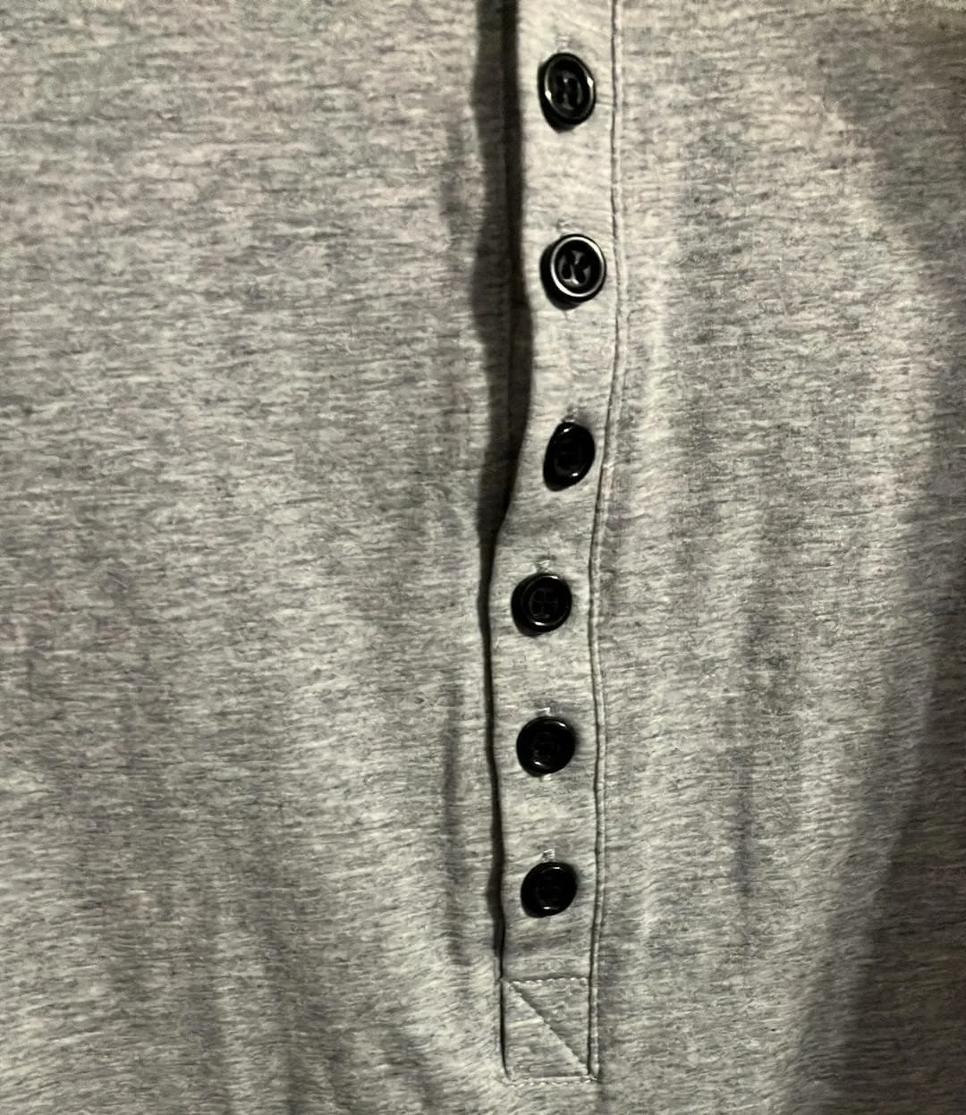 Man Old Navy Grey Top with Buttons - Size XL image indicator(2)