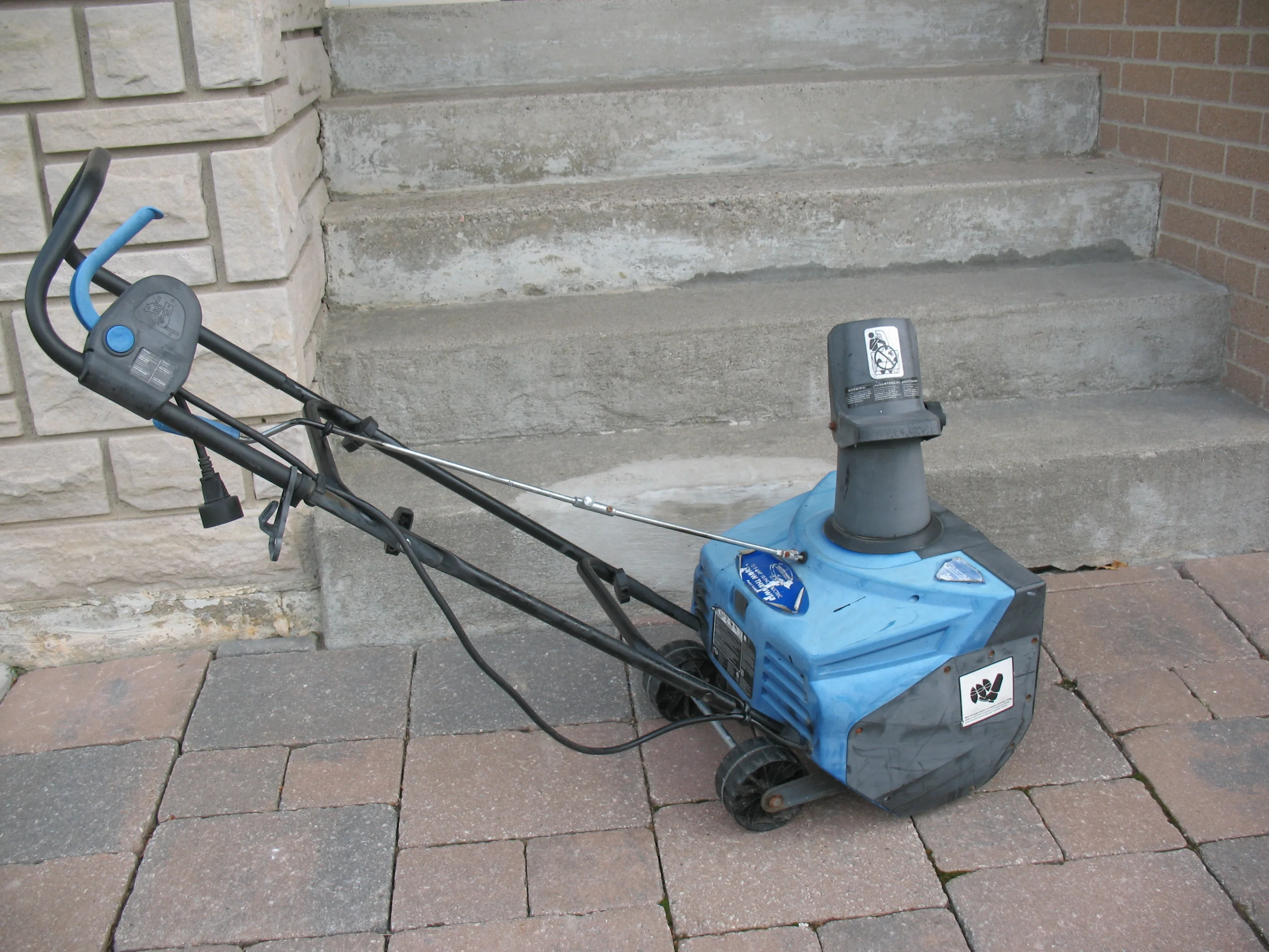 SNOWJOE 18 Inch Corded Snow Blower