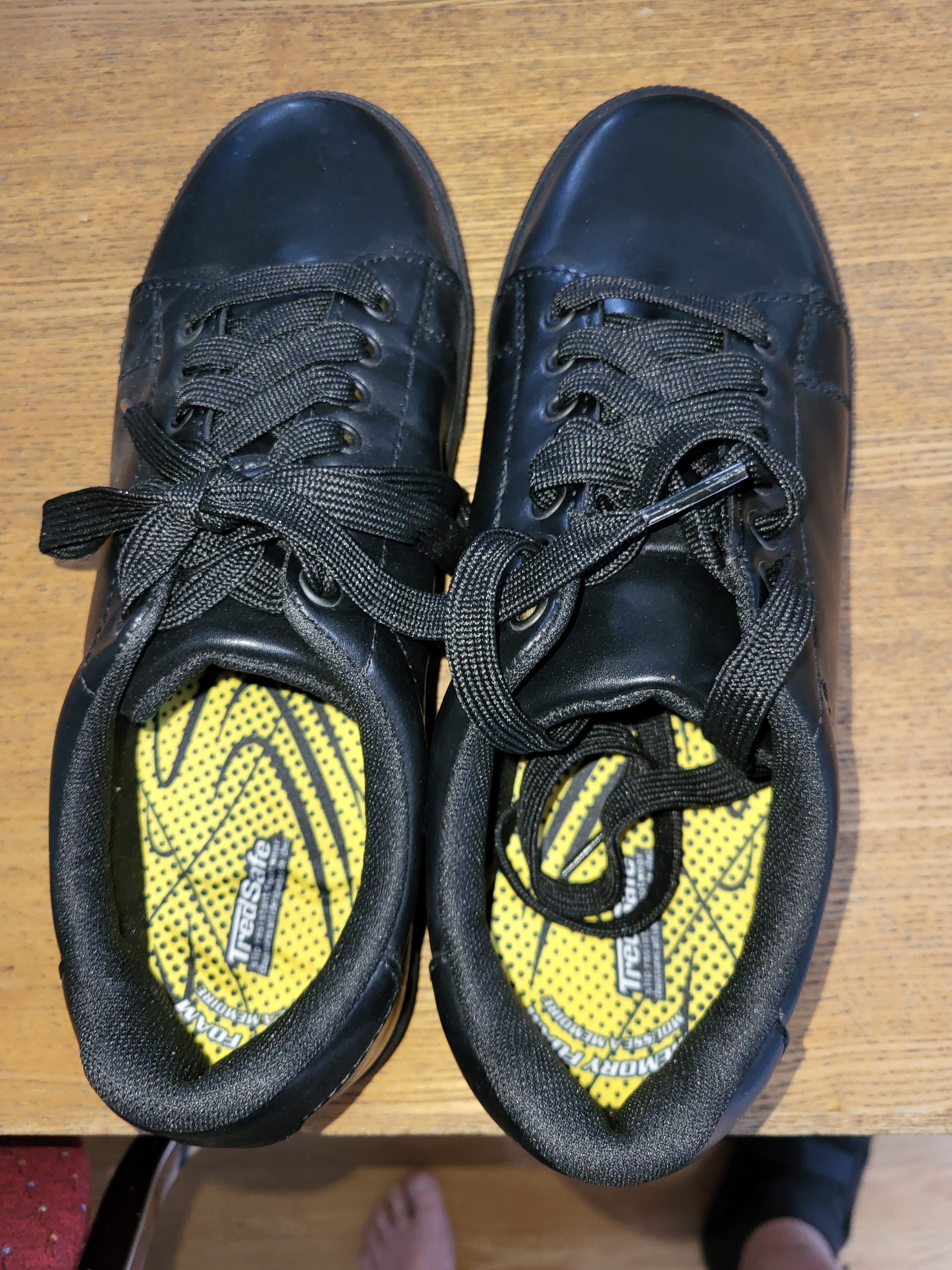 Mens Tredsafe Black Leather Shoes