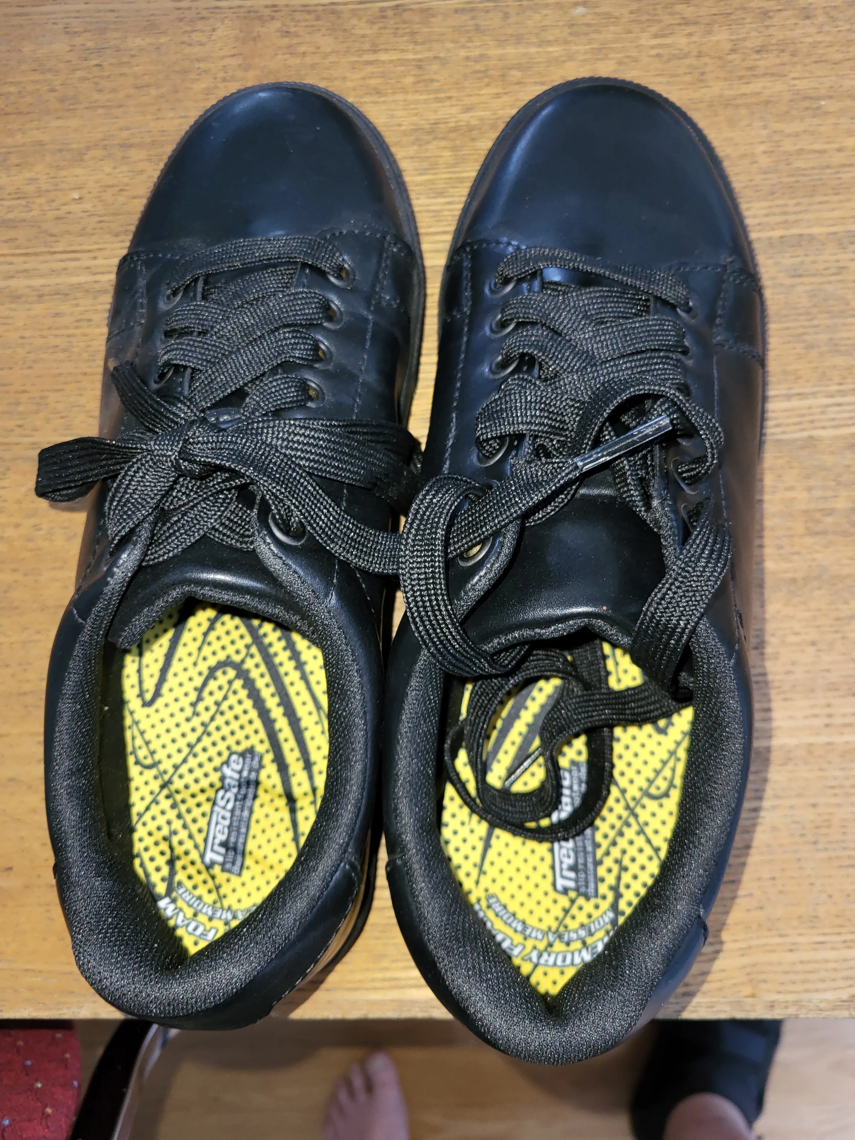 Mens Tredsafe Black Leather Shoes