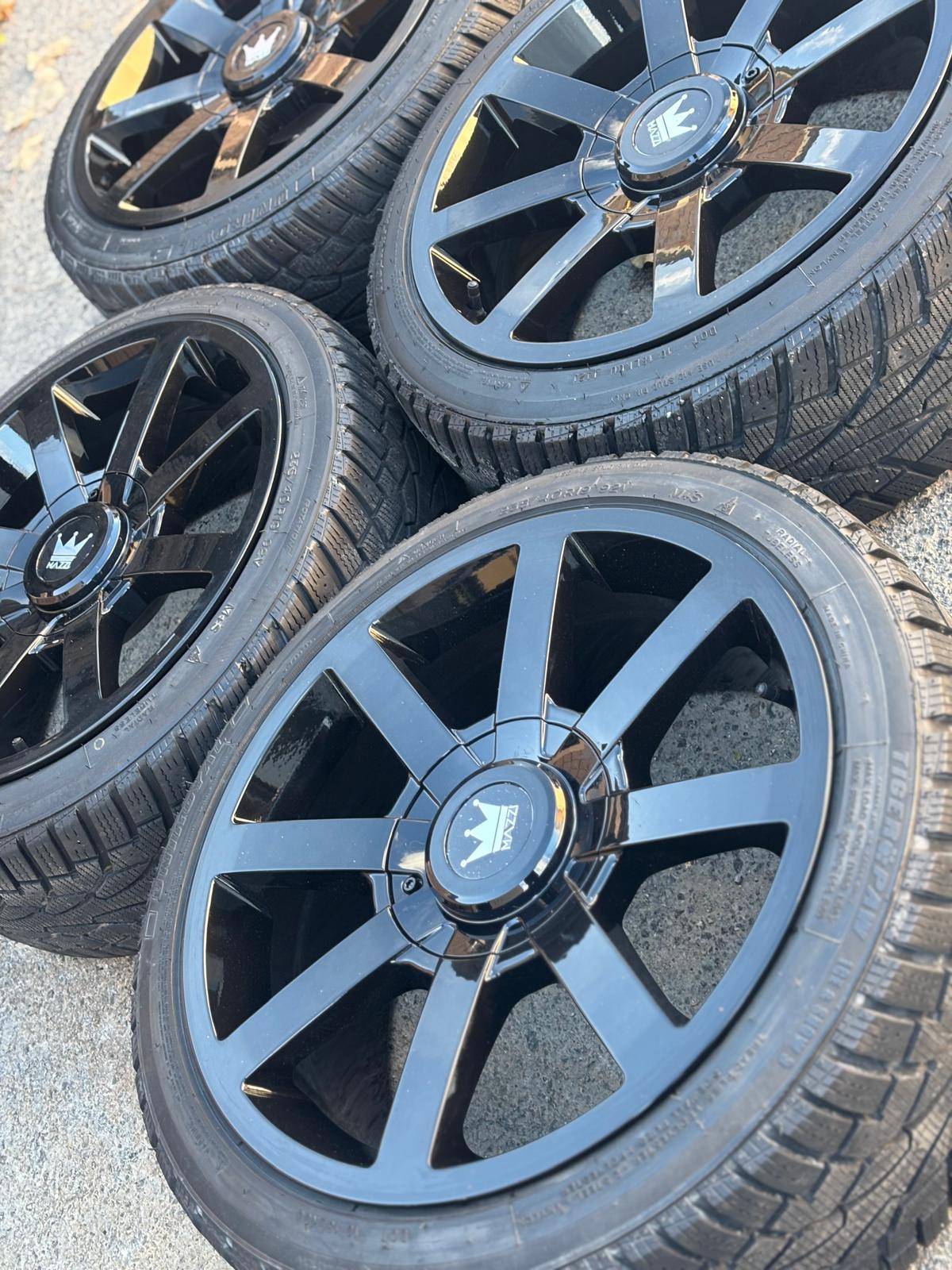 NEW 19”Mazzi rims(5x114)+255/45/R19 snows- TESLA Model Y - photo 3