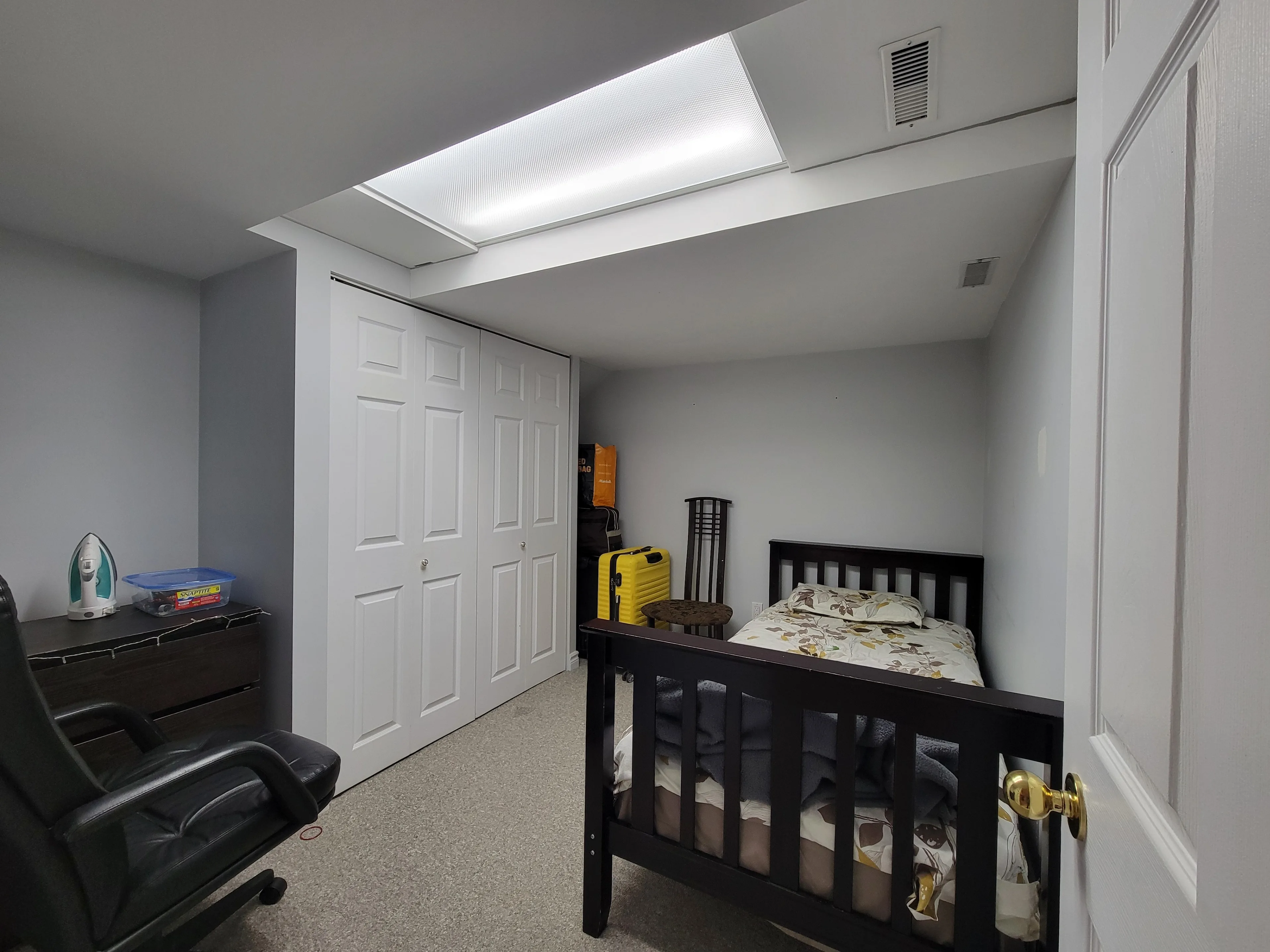 1 PRIVATE ROOM WITH PARKING AVAILABLE FROM JAN 1 image indicator(7)