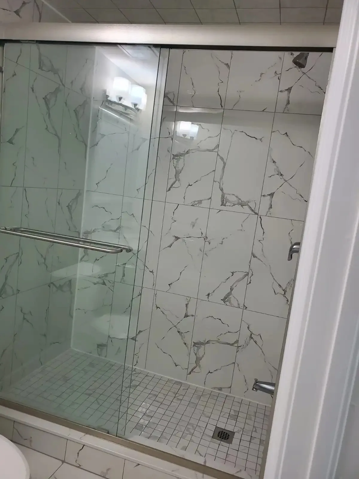 basment for rent image indicator(3)