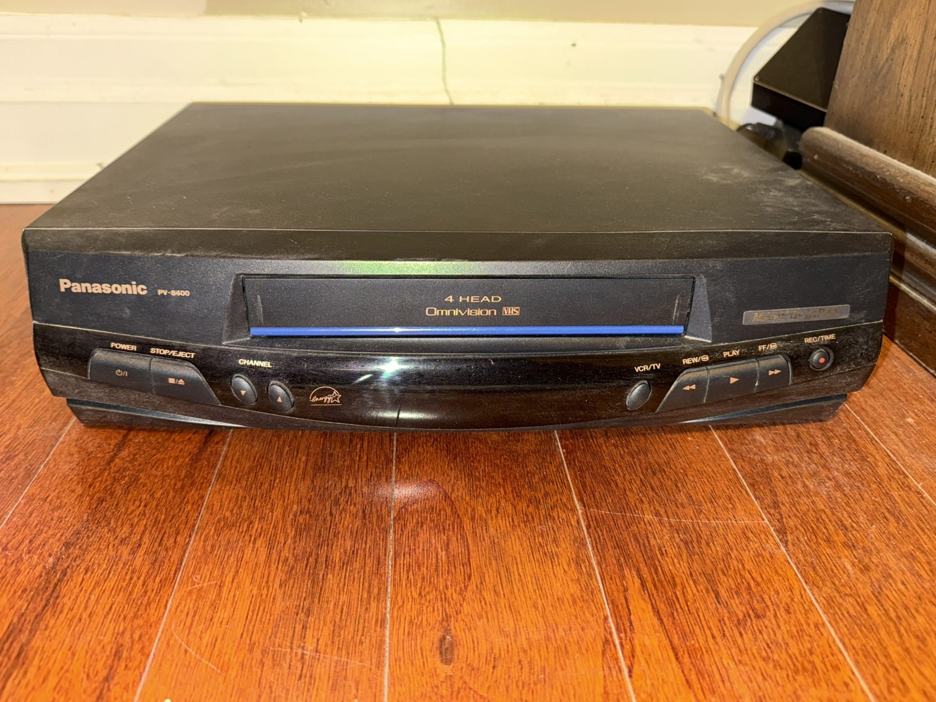 Panasonic PV-8400 VCR