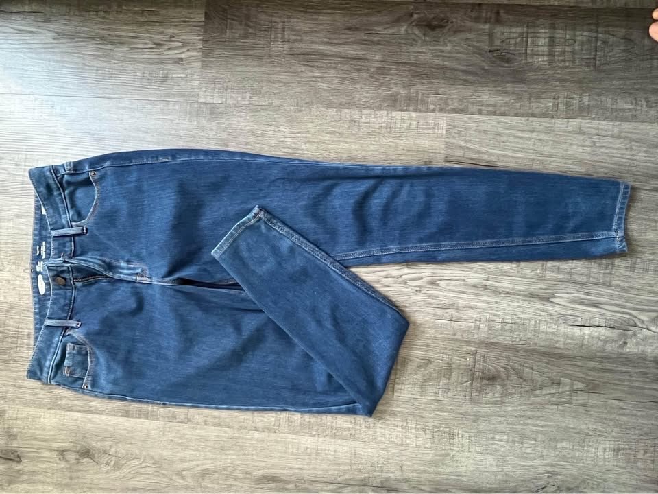 Size 6 - Super skinny high rise rockstar jeggings