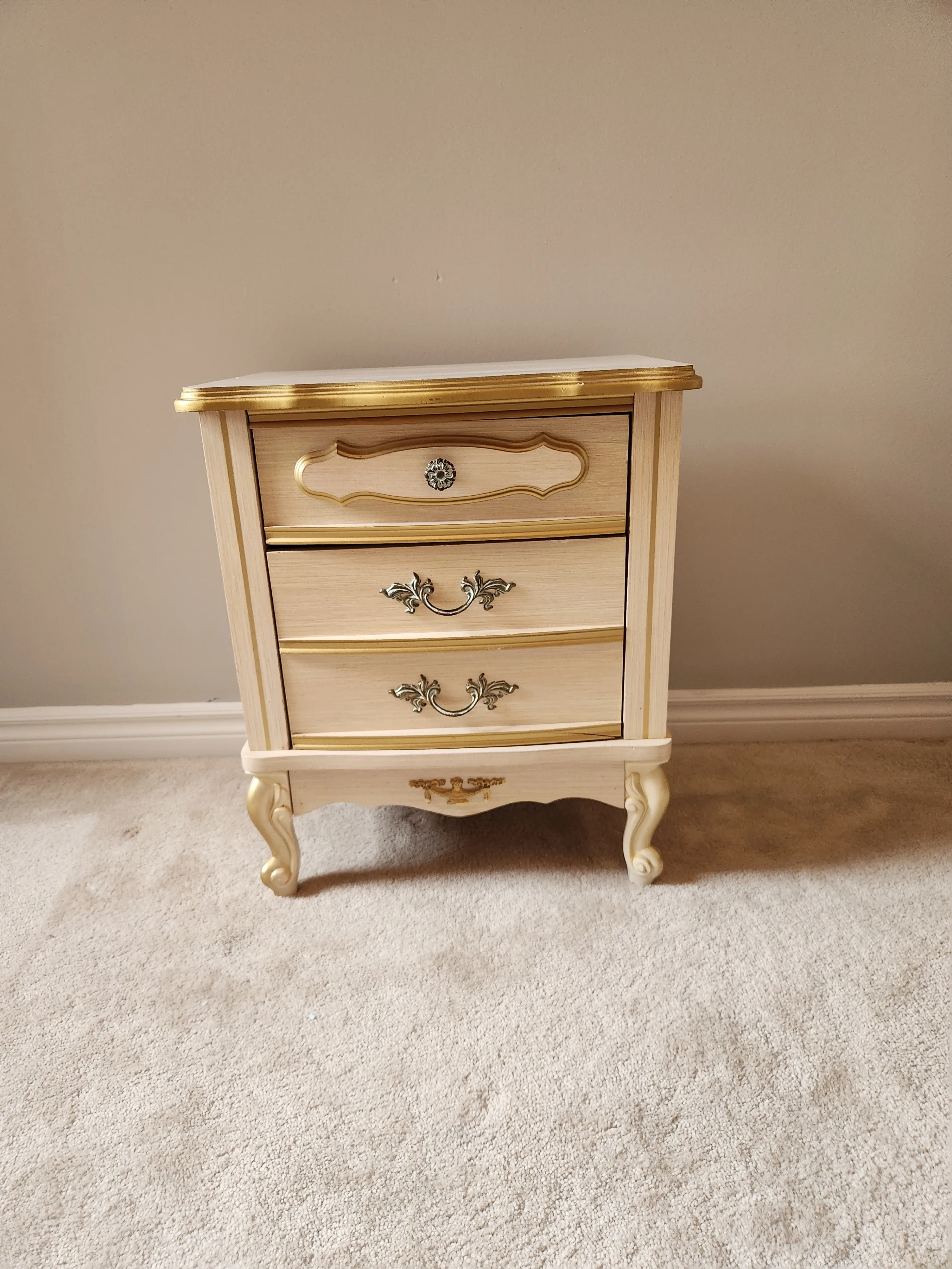 Vintage Child Bedroom Furniture image indicator(3)