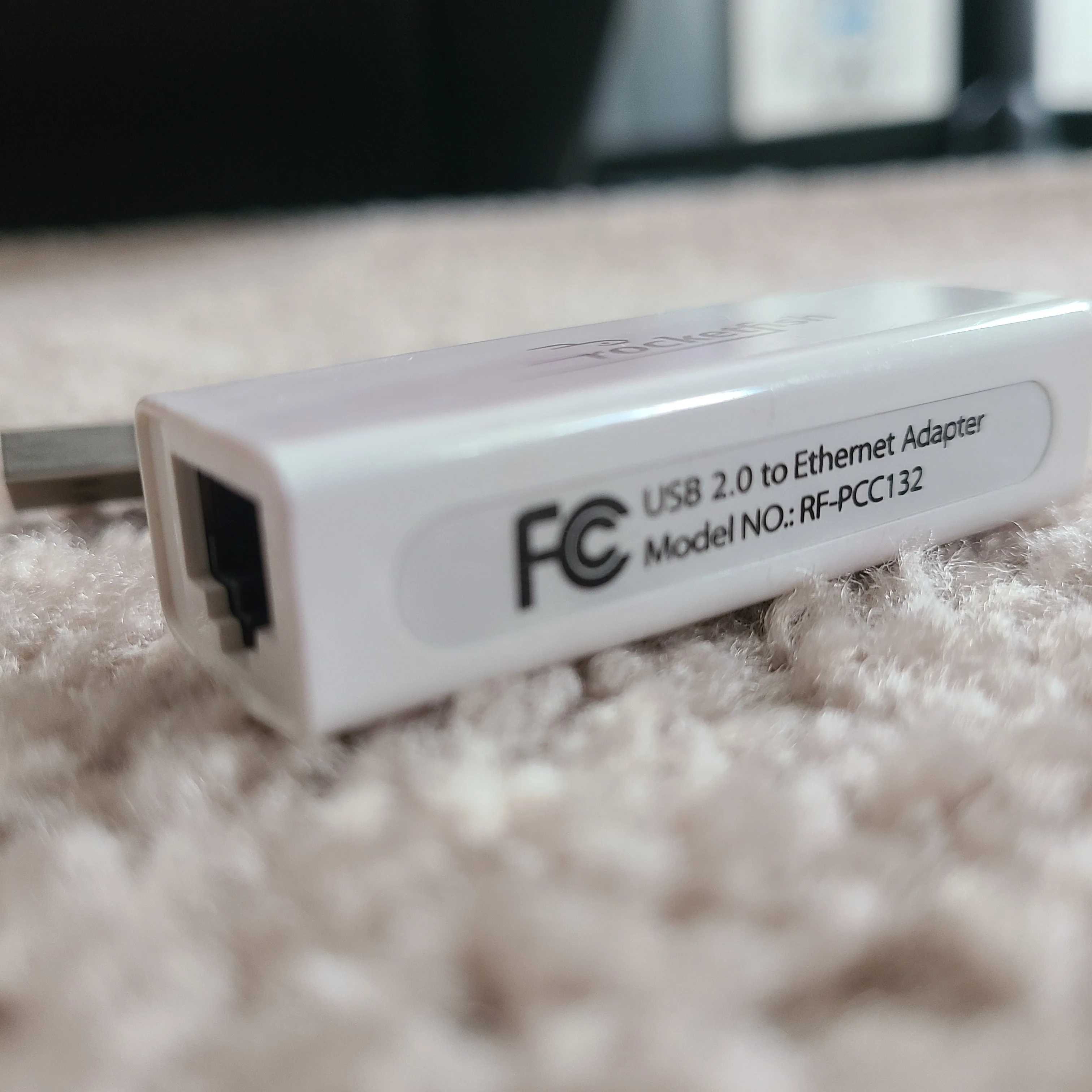 Rocketfish USB 2.0 to Ethernet Adapter (RF-PCC132) - White image indicator(3)