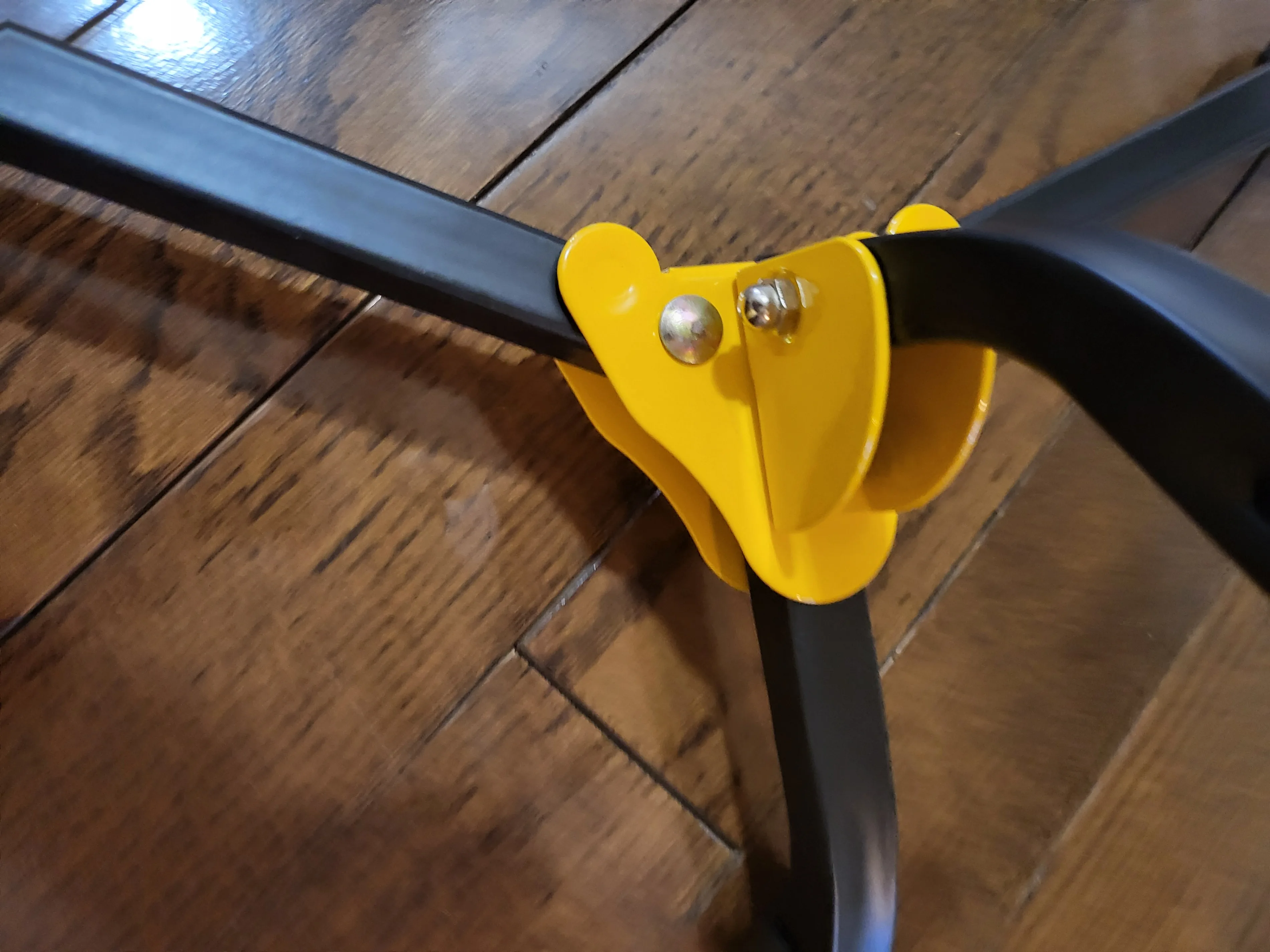 Brand New Alto/Tenor Saxophone Stand with Carry Bag image indicator(6)