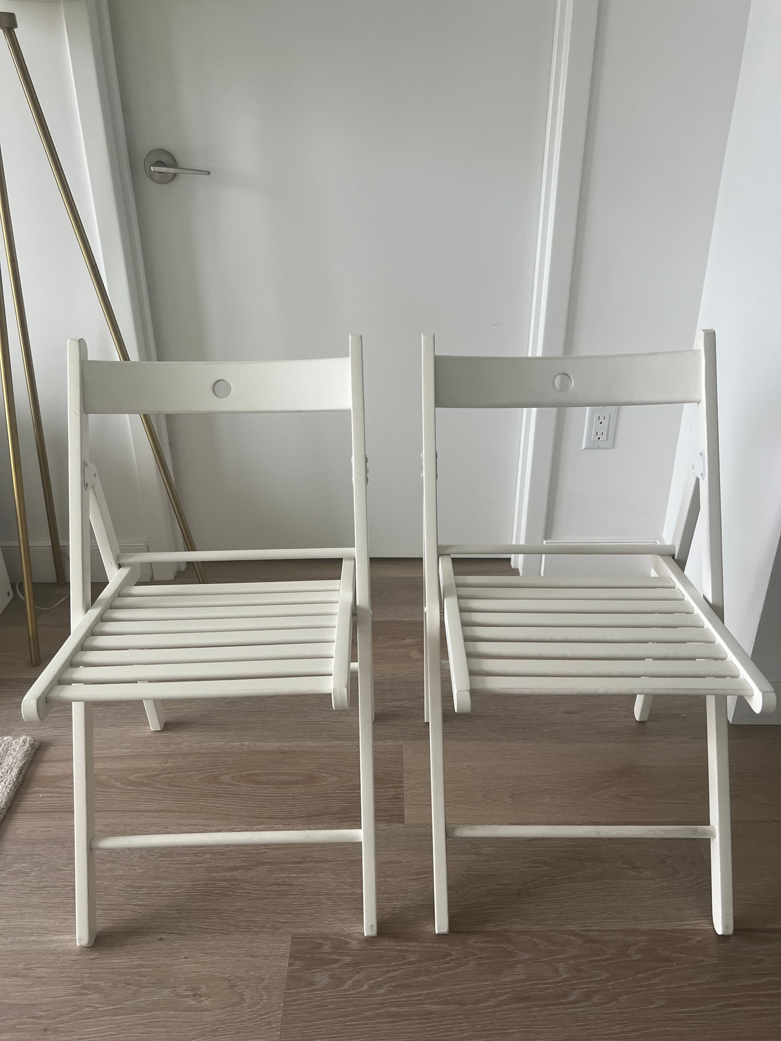 Folding Dining Chairs for Guests, 2 Pack, White + Free Pillows - photo 4