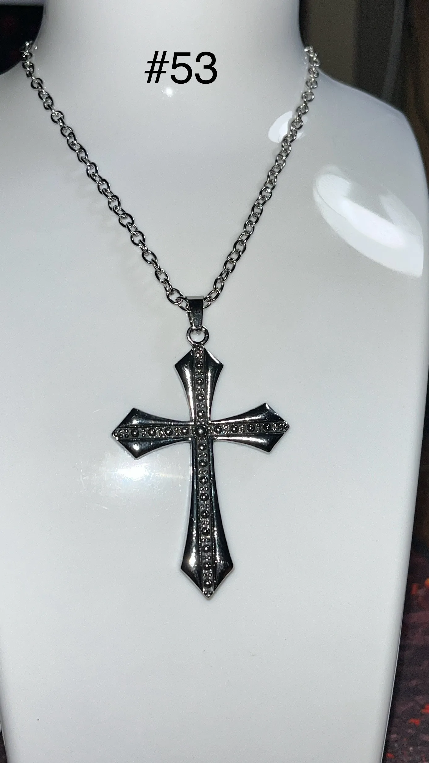 Mens Necklaces image indicator(3)