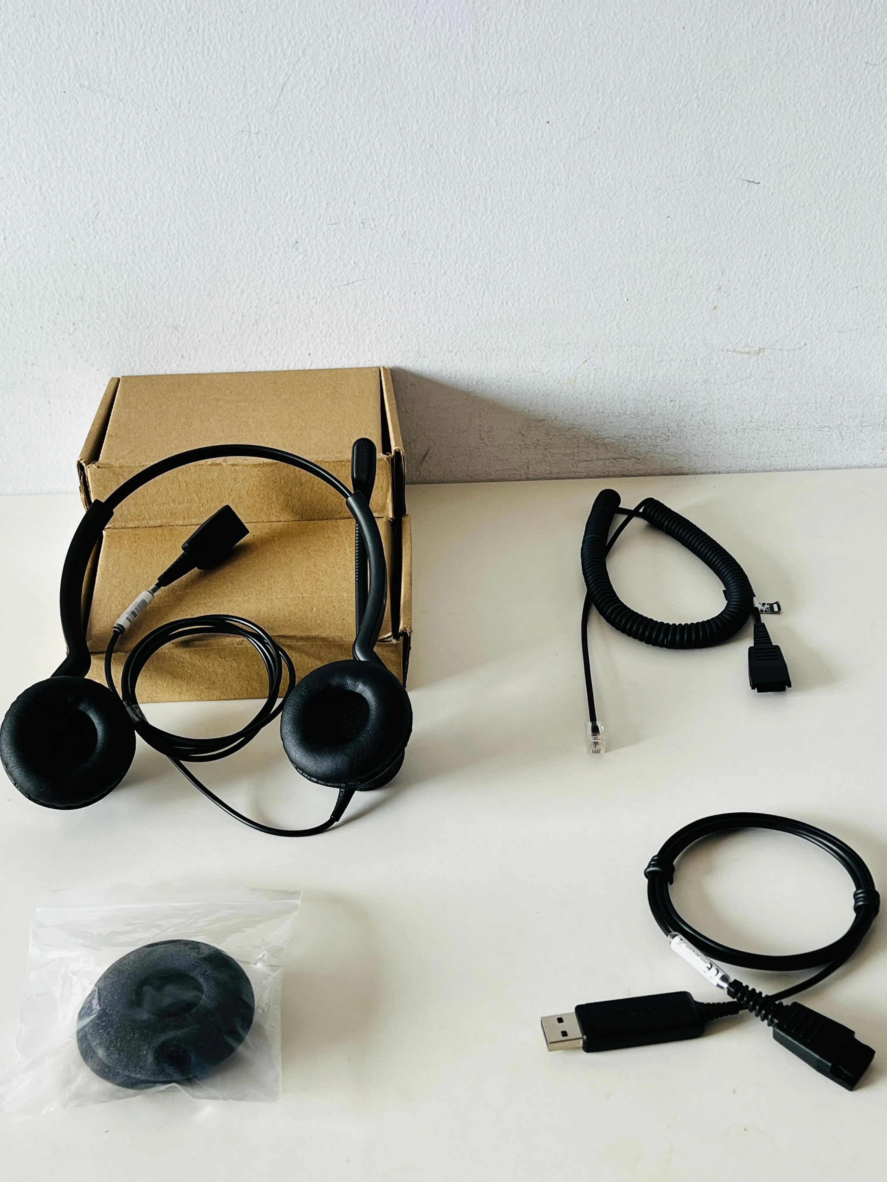 Jabra biz 2300 duo professional headset (new)