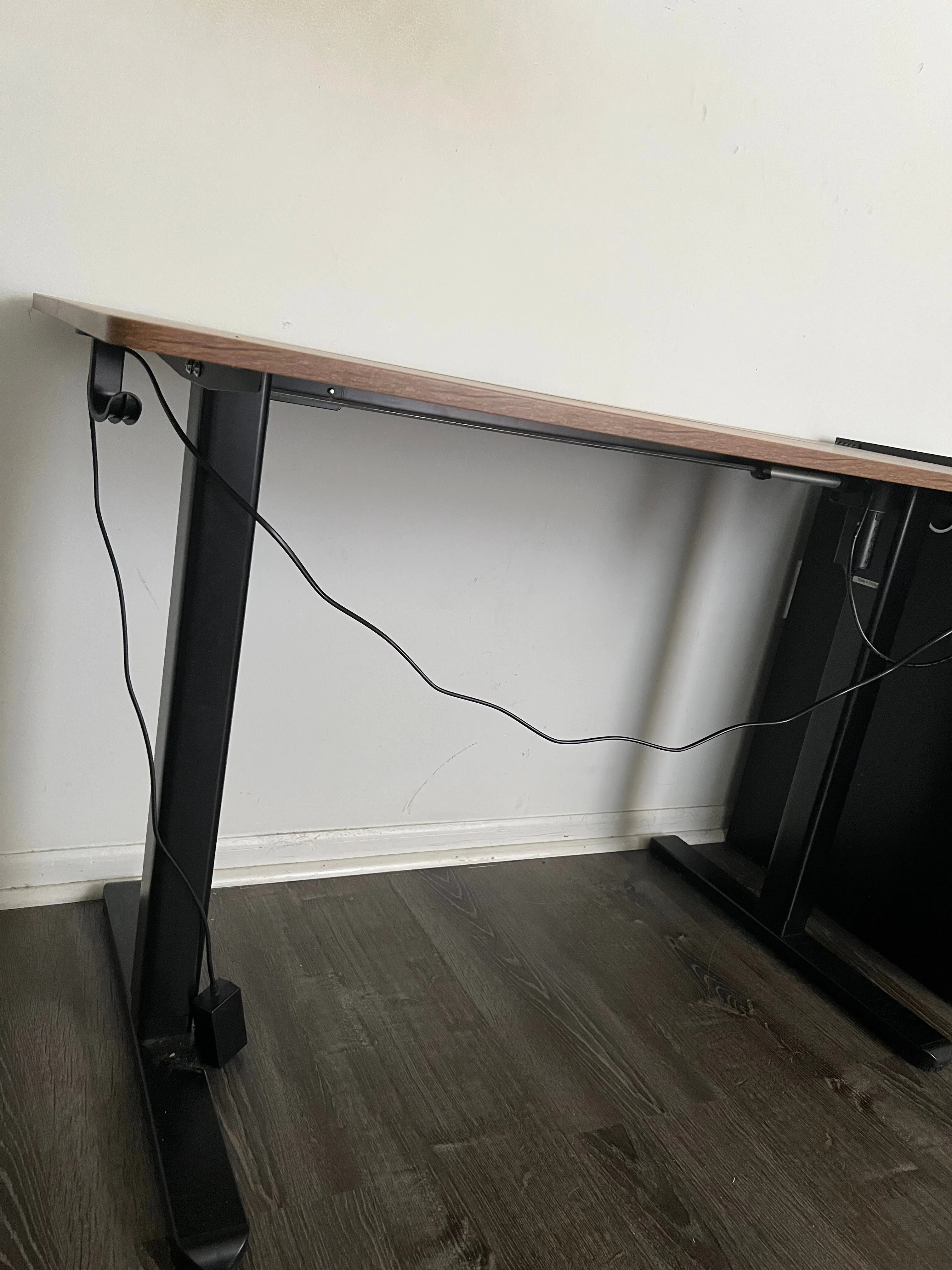 Standing desk. Adjustable height. Office, study, gaming desk. image indicator(3)