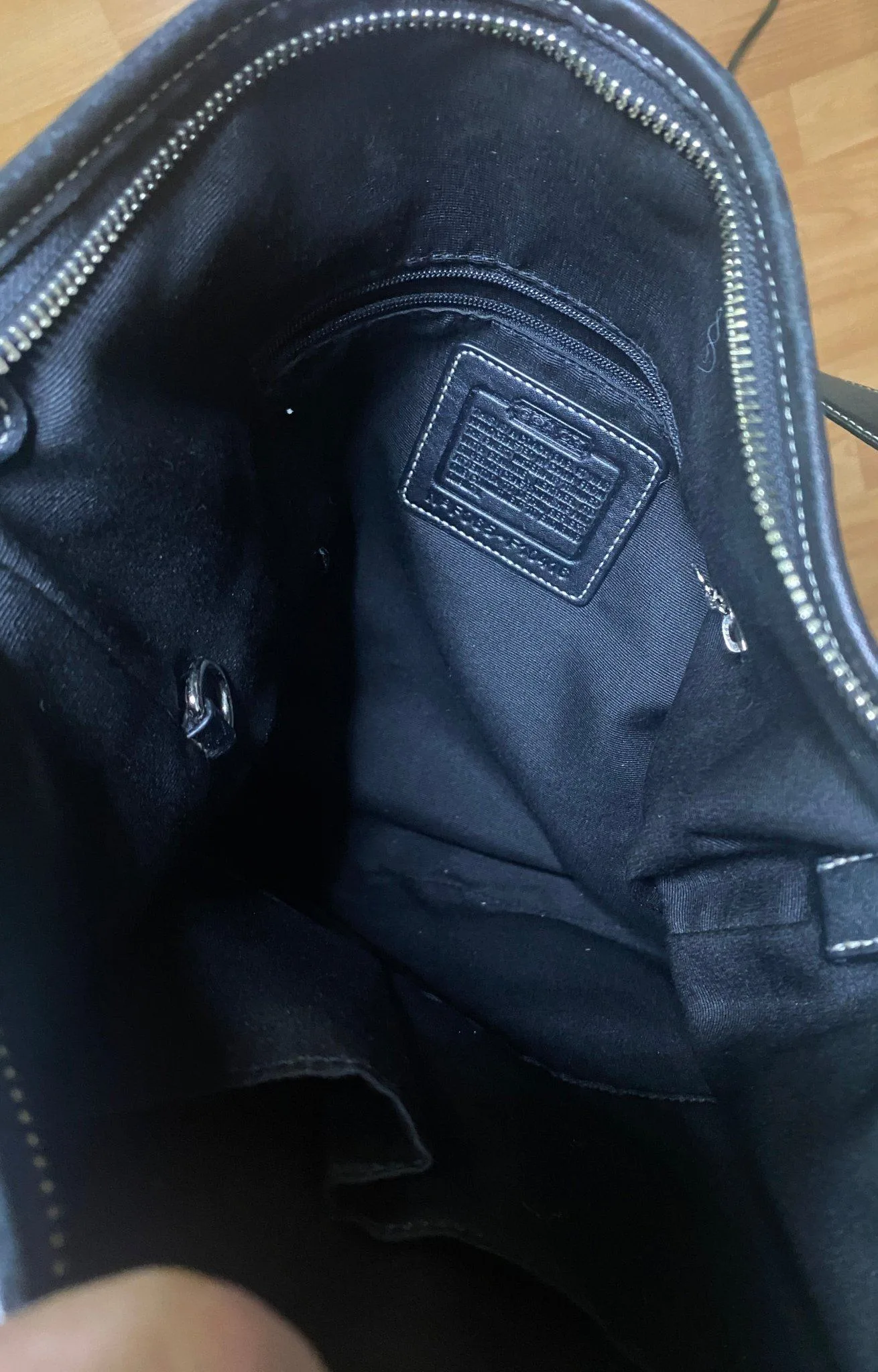 Coach Signature Jacquard Black Gray Crossbody Purse F065-F10416 image indicator(5)