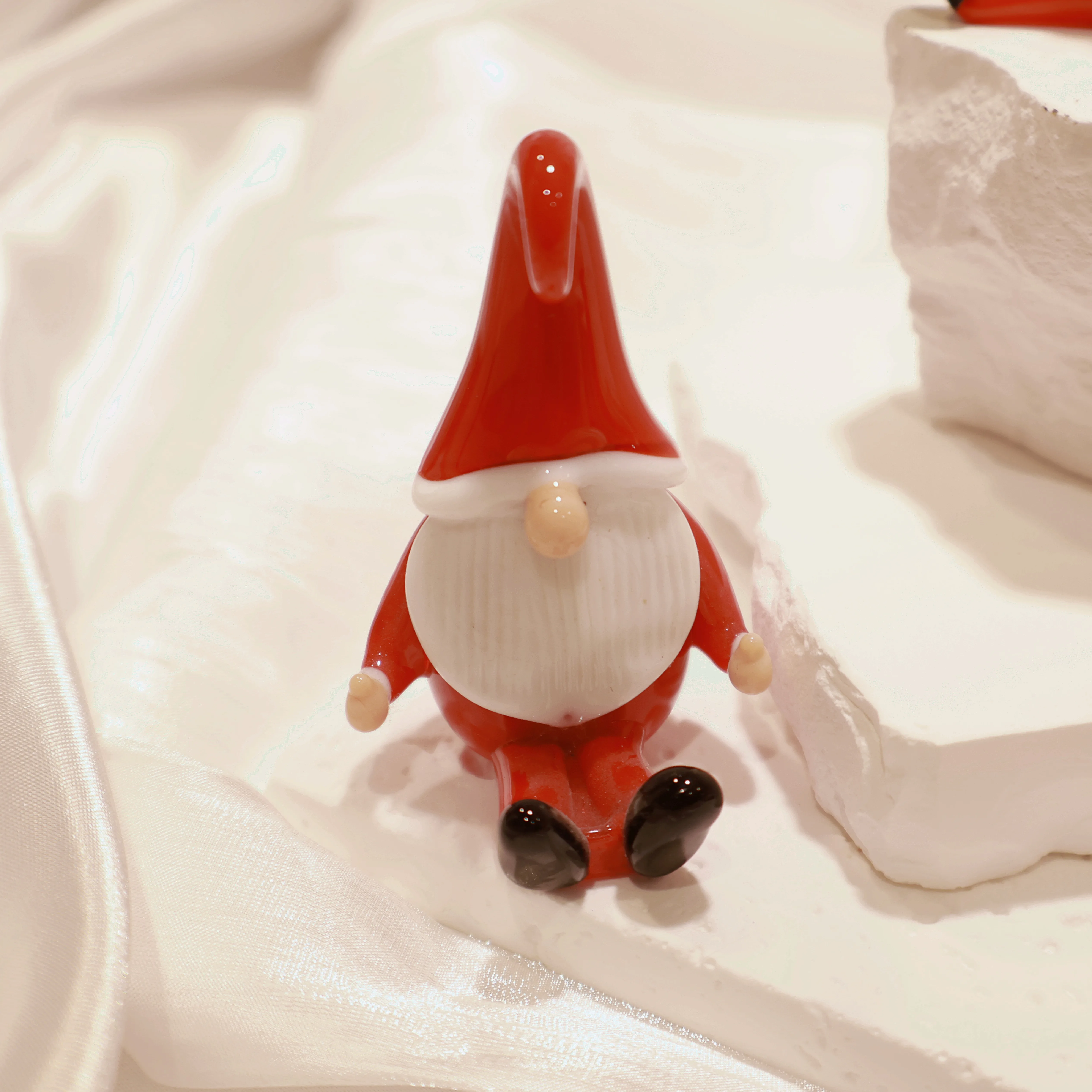 Handmade delicate blown glass for Chritsmas gift/decoration image indicator(4)