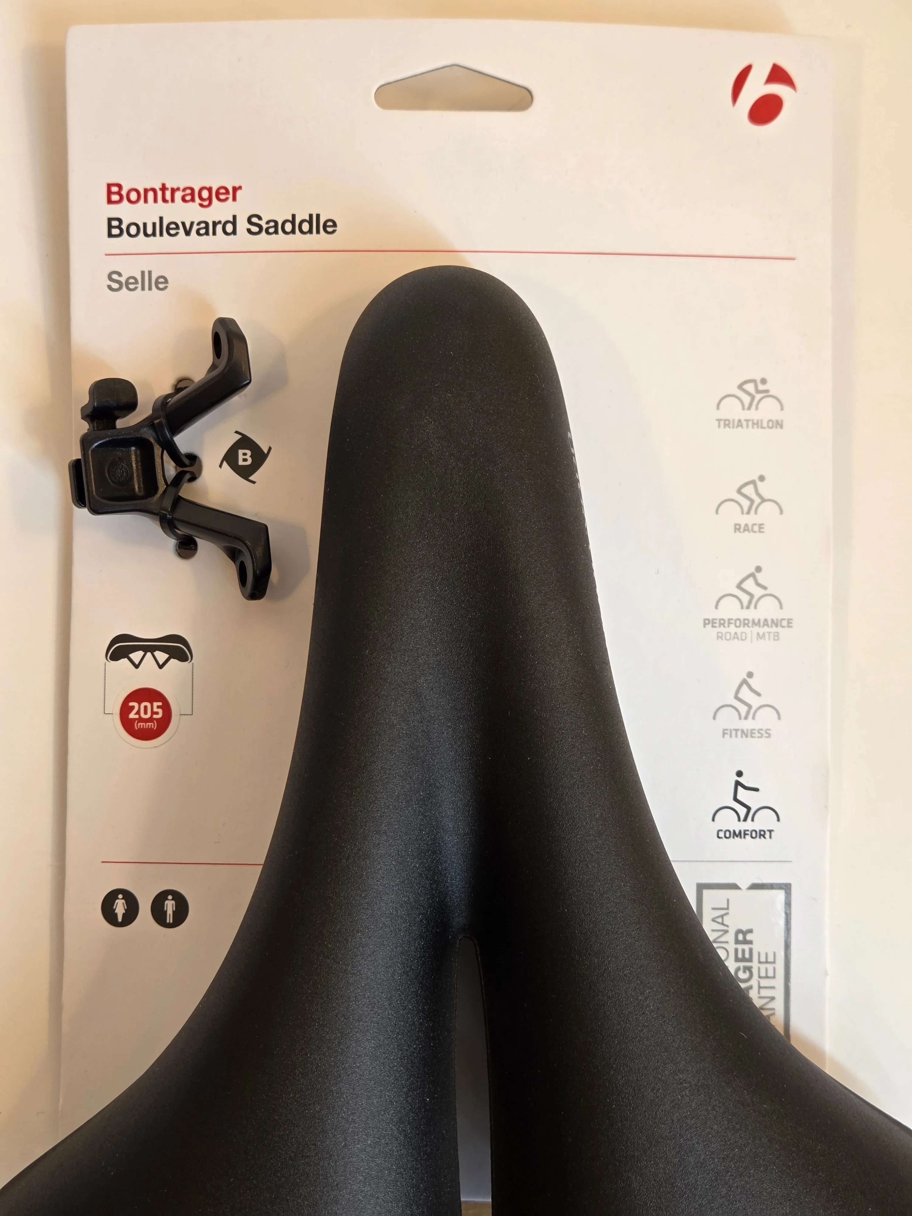 Bontrager Boulevard Comfort Saddle 205mm – New image indicator(4)