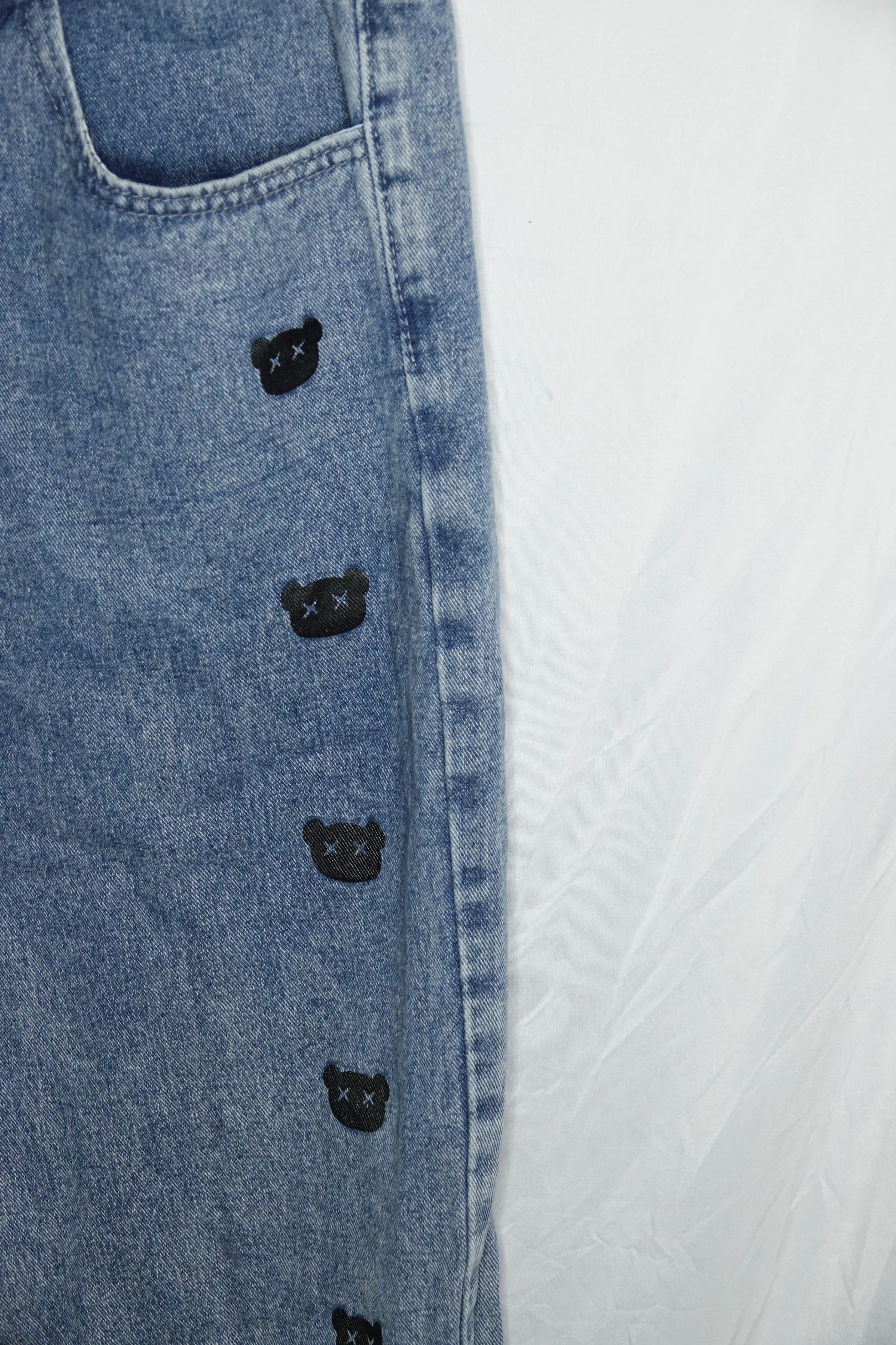 Bear Patch Blue Y2K Skate Jeans image indicator(4)