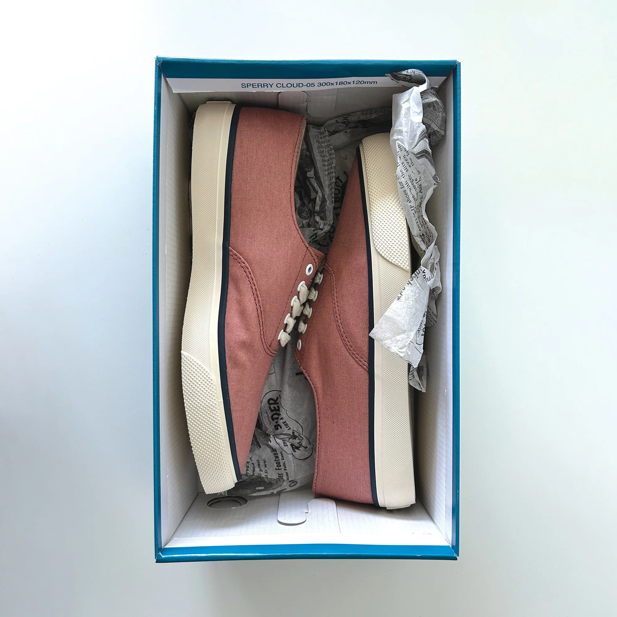 Sperry Unisex Classic CVO Sneaker (M 7.5 / W 9) image indicator(6)