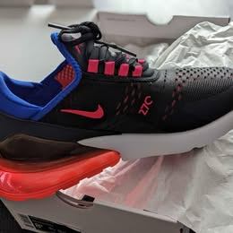 Women's Nike Air Max 270 - size 8.5 - Brand New - photo 2