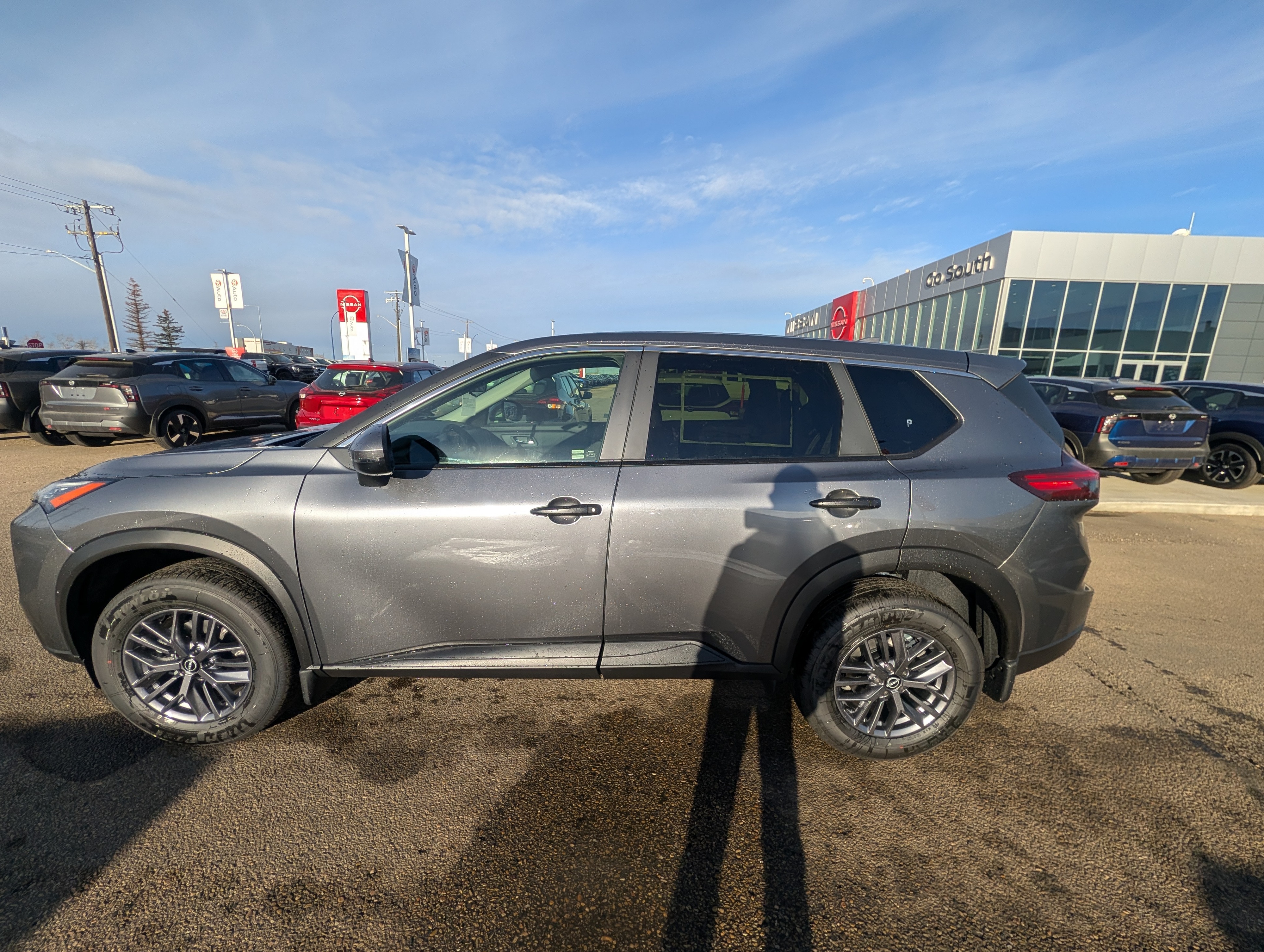 2026 Nissan Rogue - photo 2