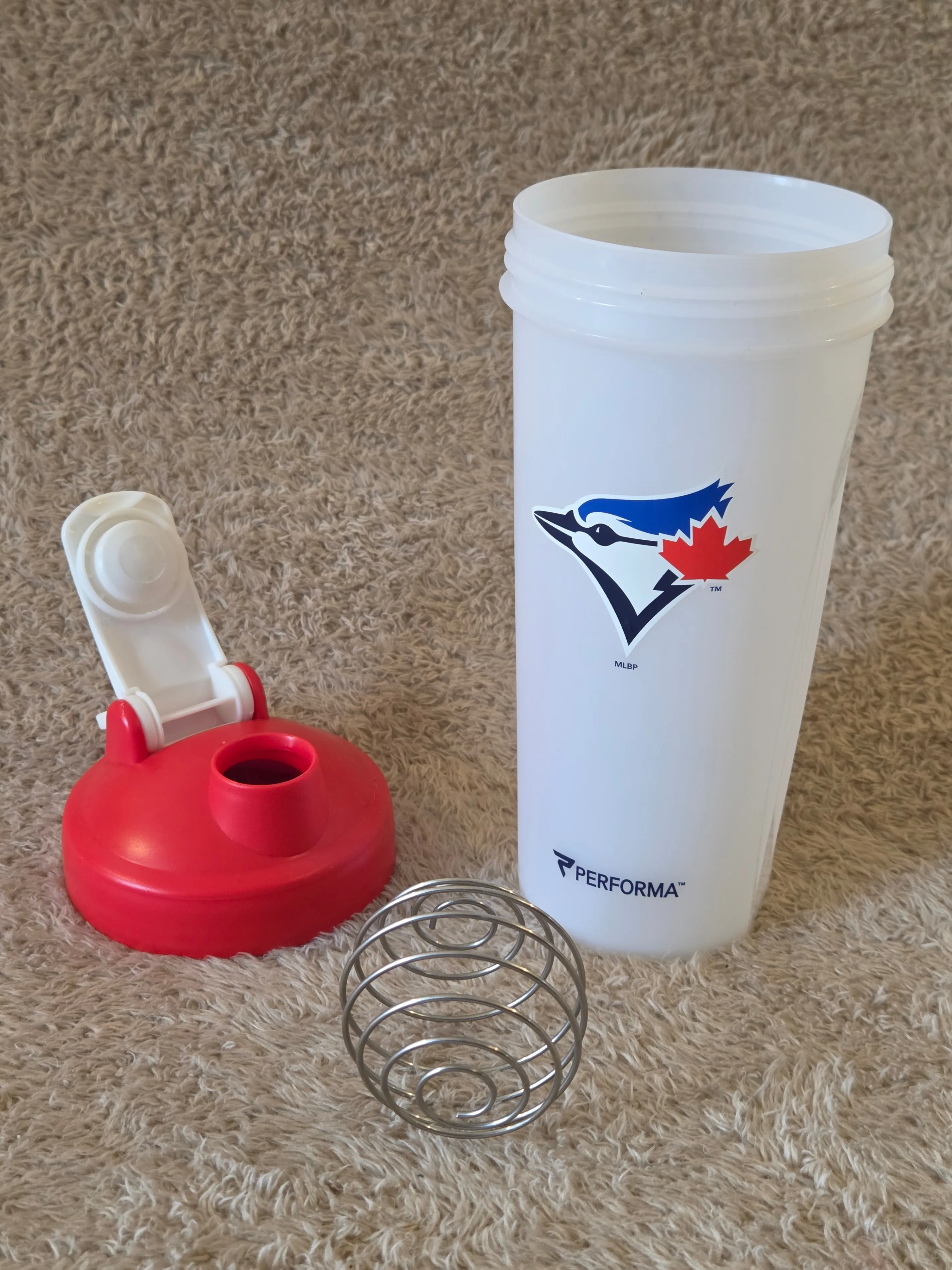 Performa Blue Jays 28 oz Shaker w/ whisk – Canadian brand