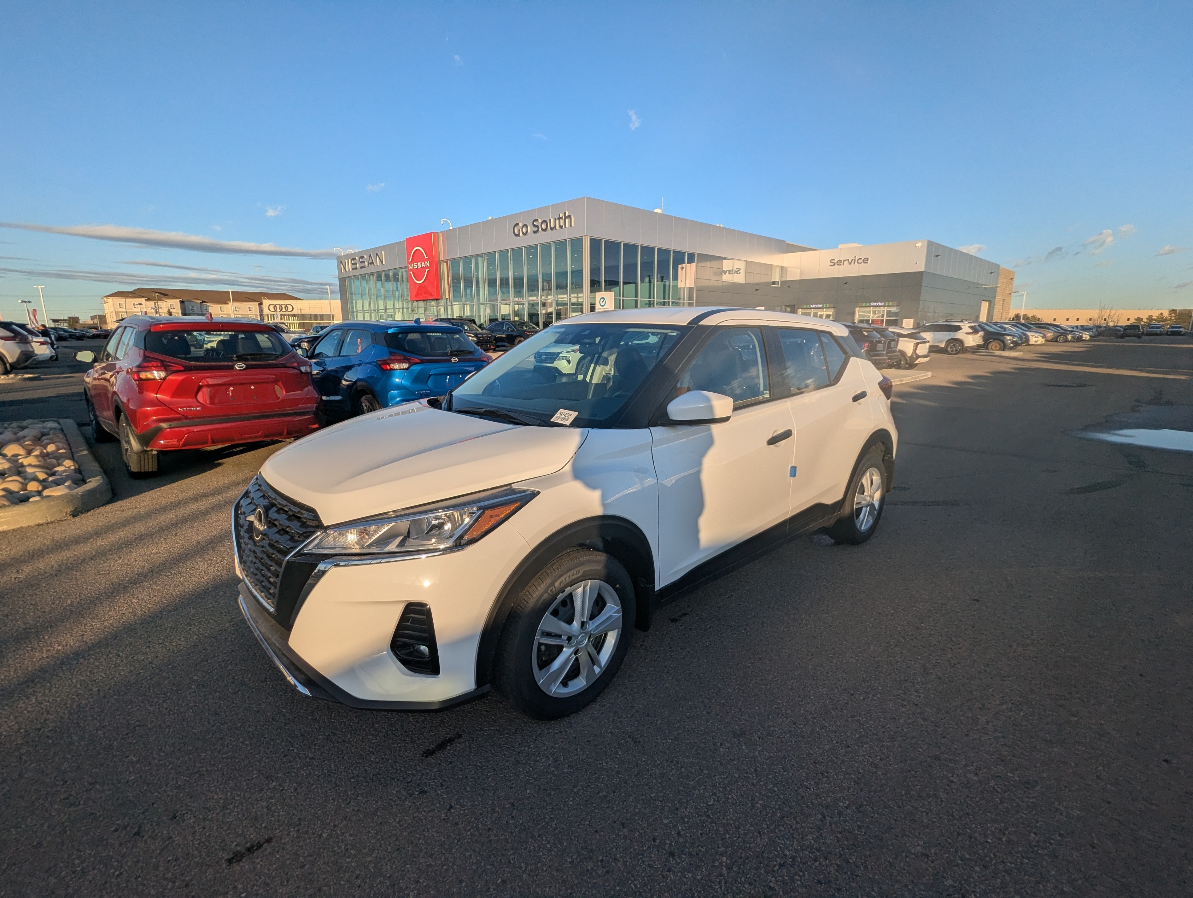 2025 Nissan Kicks Play S