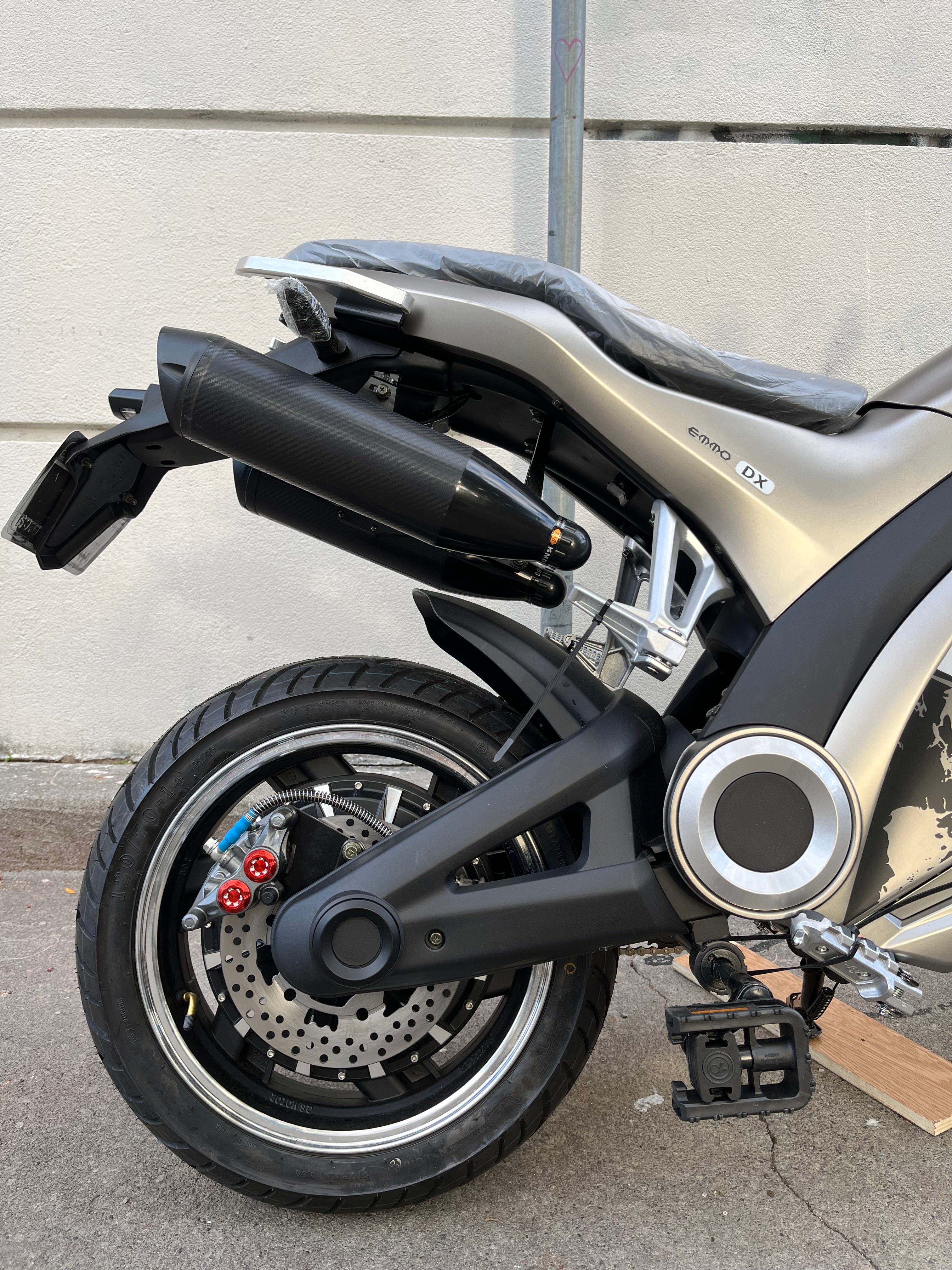 EMMO DX Electric Motorcycle | Showroom Demo / Full Warranty - photo 3
