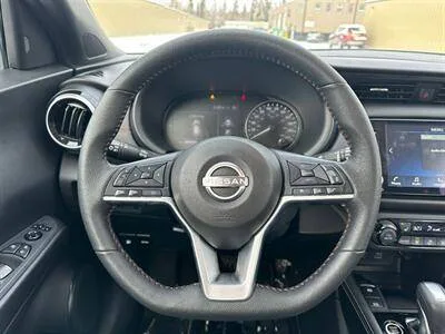 2024 Nissan Kicks SR Premium image indicator(3)