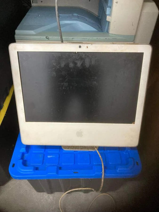 Vintage iMac - AS IS