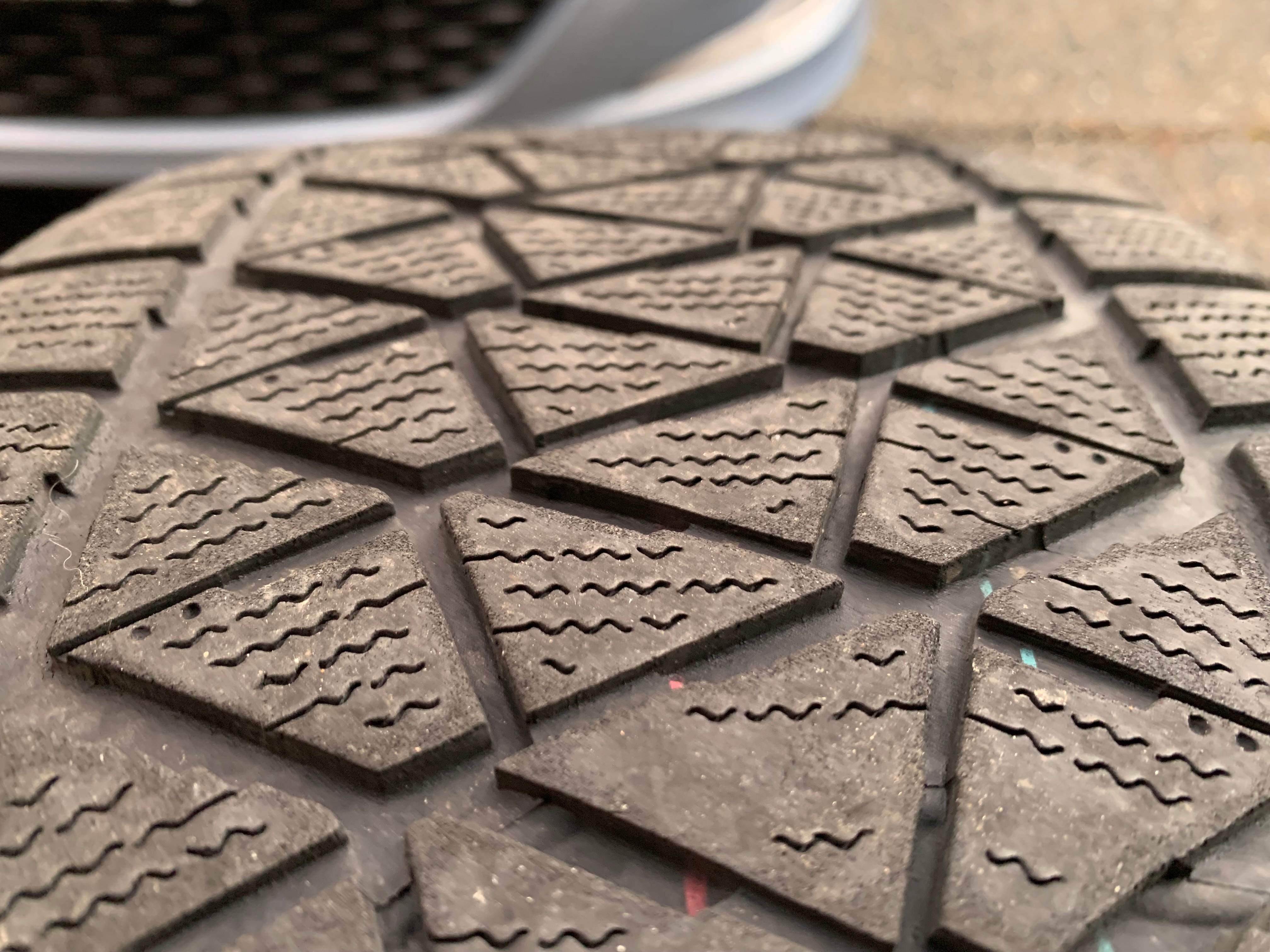 PAIR of Black steel rims mounted with bridgestone Blizzak DMV2 - photo 4