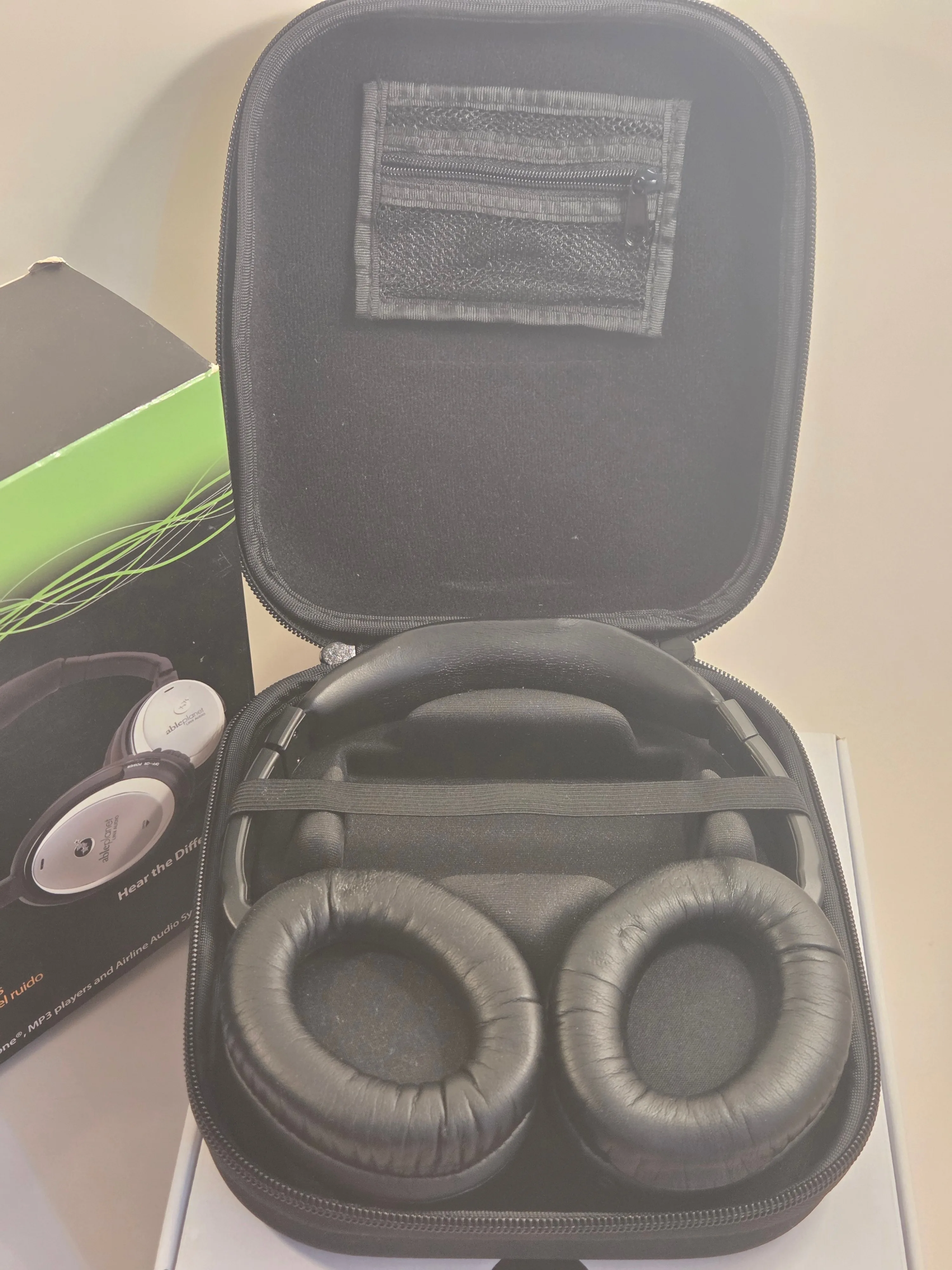 Able Planet NC500SC Noise-Cancelling Over-Ear, Wired image indicator(6)