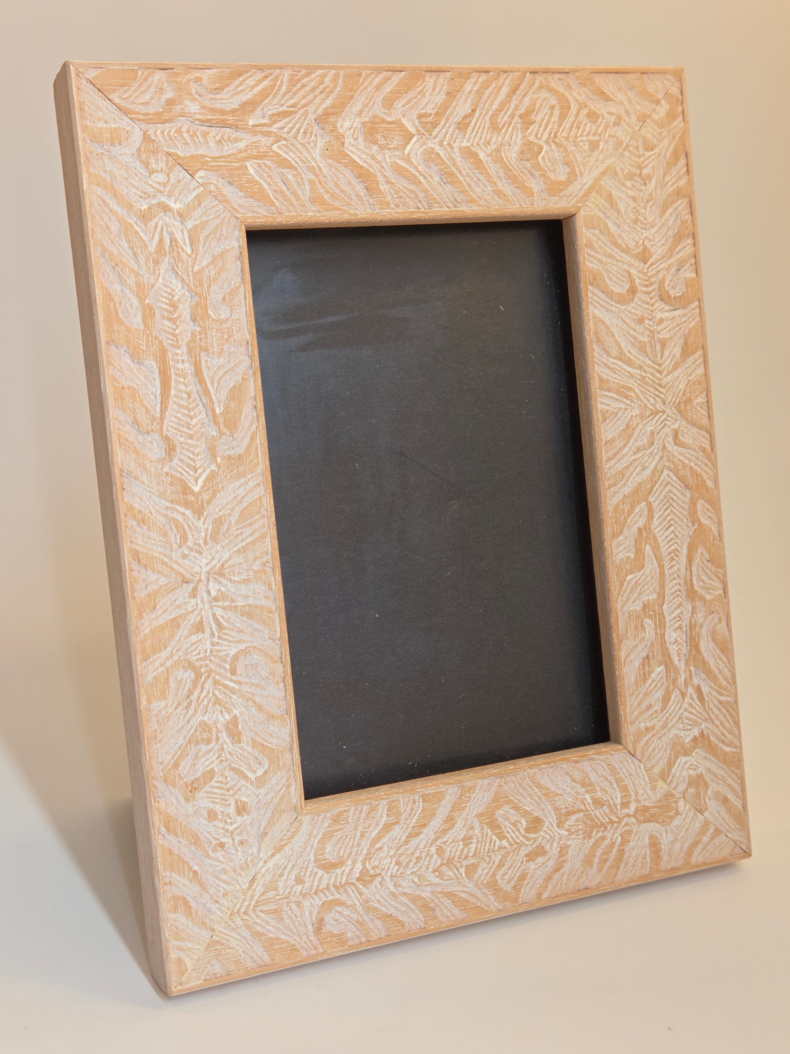 Carved Wood Photo Frame 5×7 – Made in Canada - photo 2