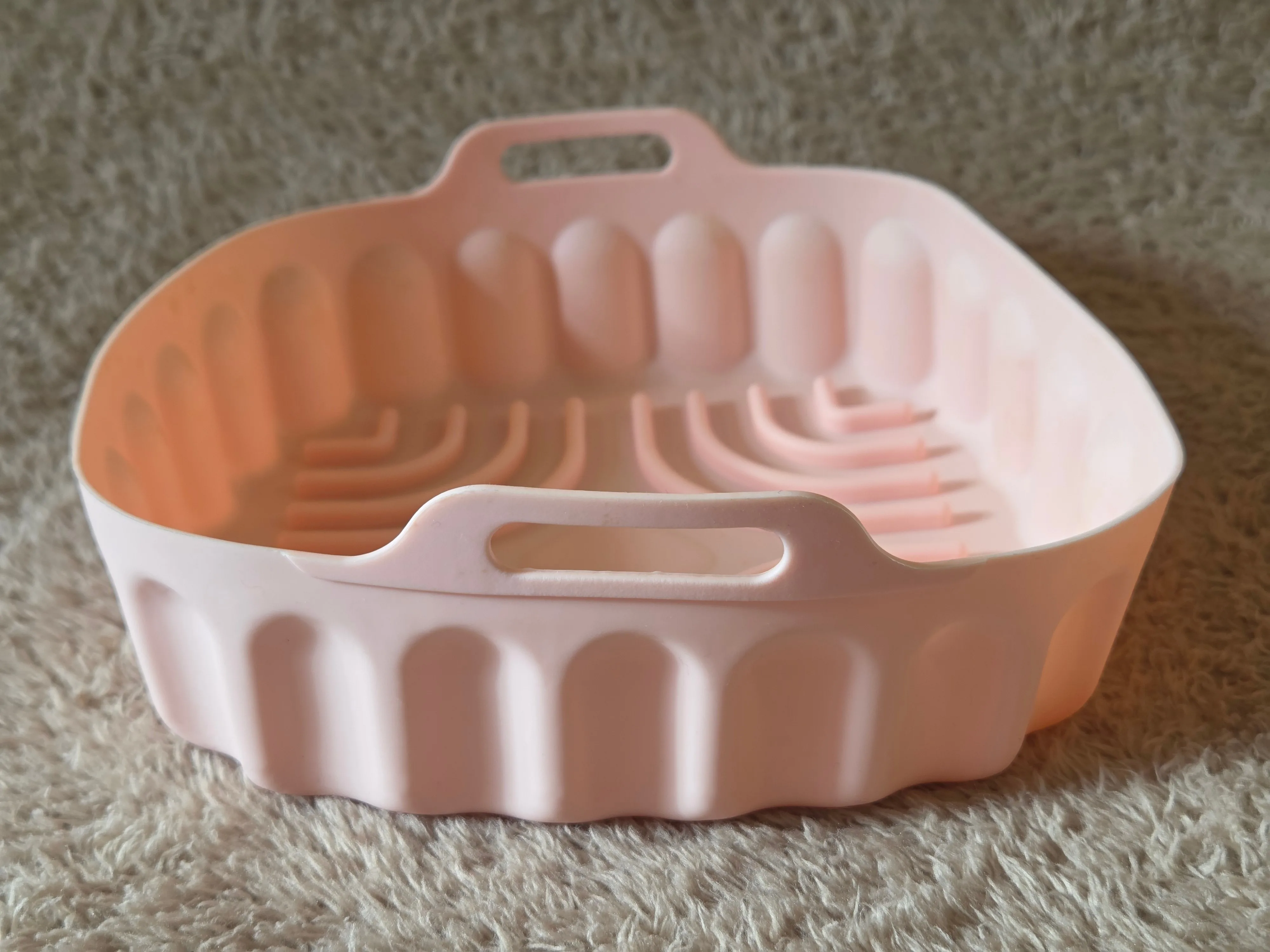 Silicone Air Fryer Liner – Square, 8 in, Pink image indicator(3)