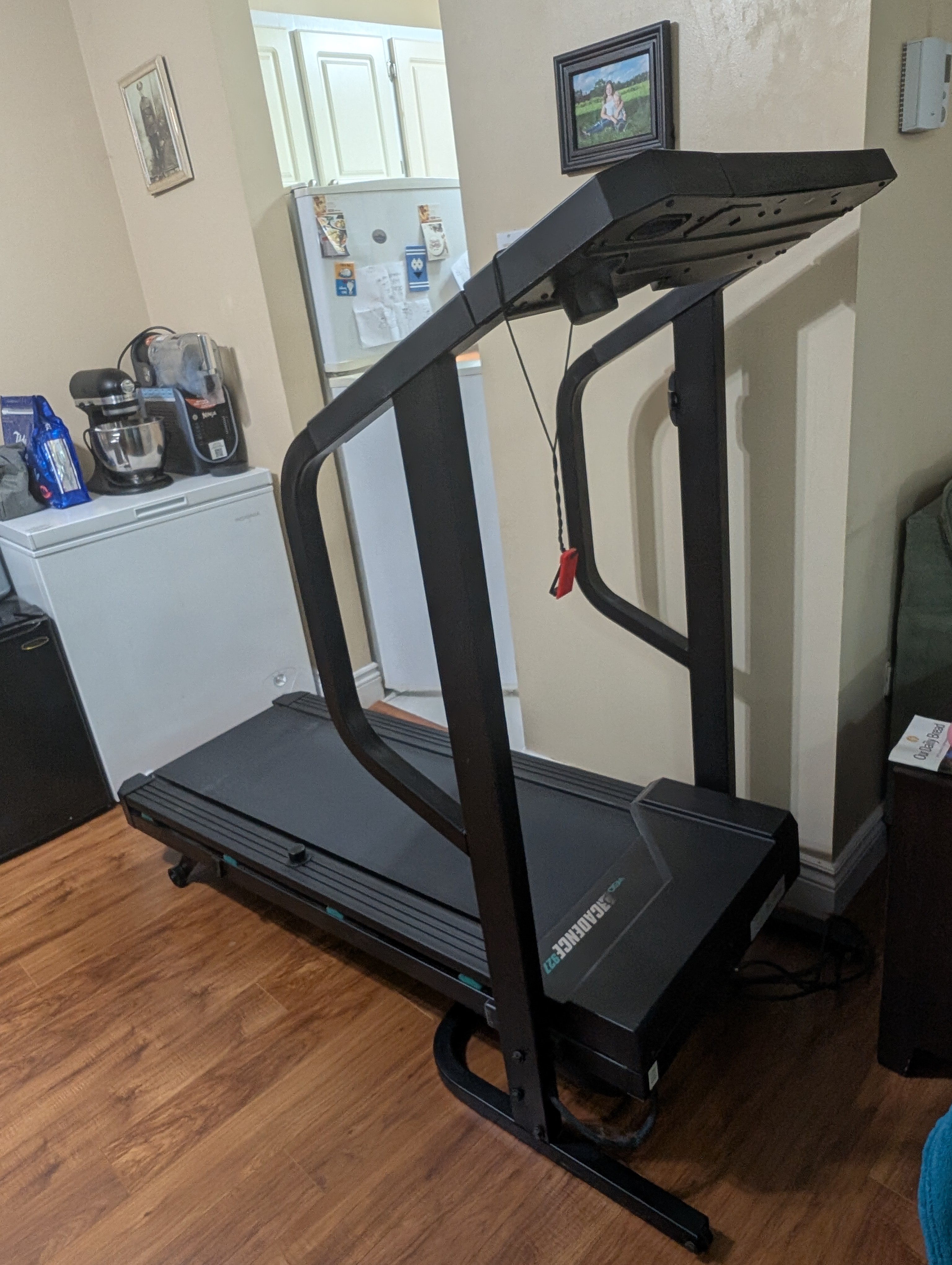 FOLDING TREADMILL FOR SALE LIKE NEW MARKED DOWN FROM $250 - photo 2
