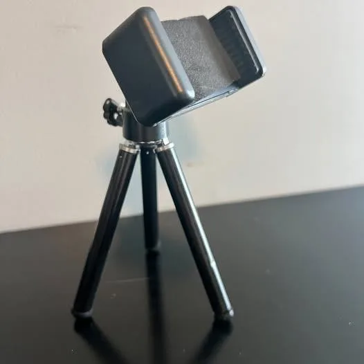 Cellular Mobile Phone Holder / Tripod thumbnail