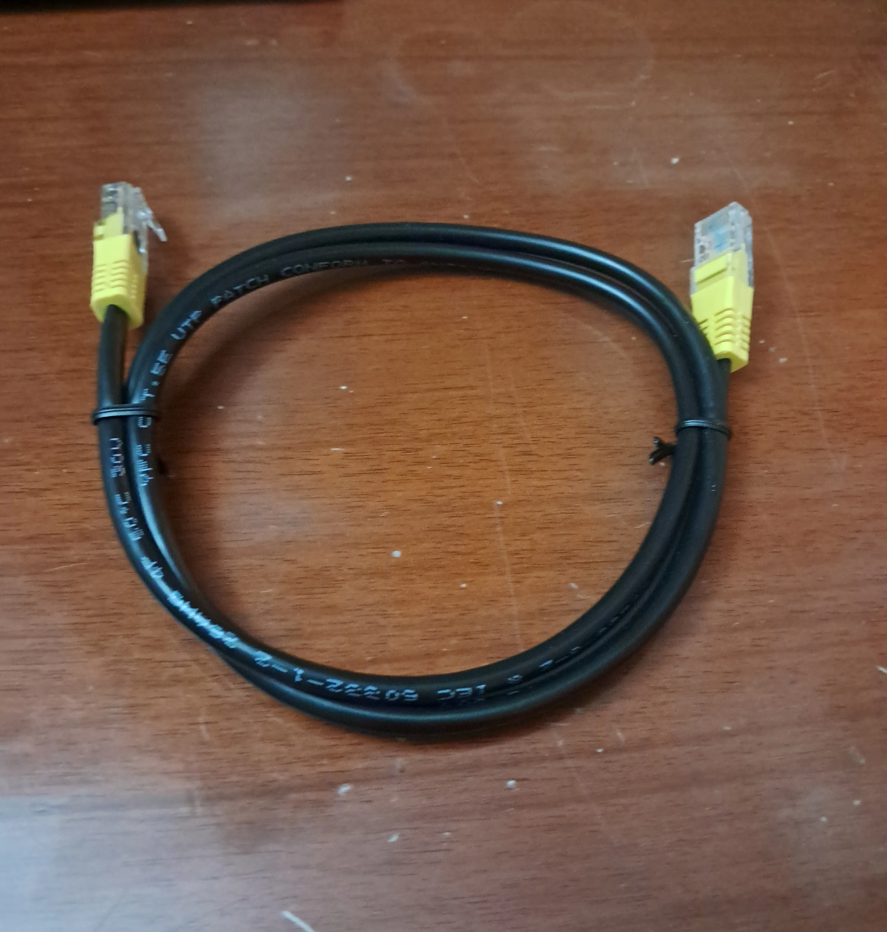 cat5e ethernet & network cable 6 feet