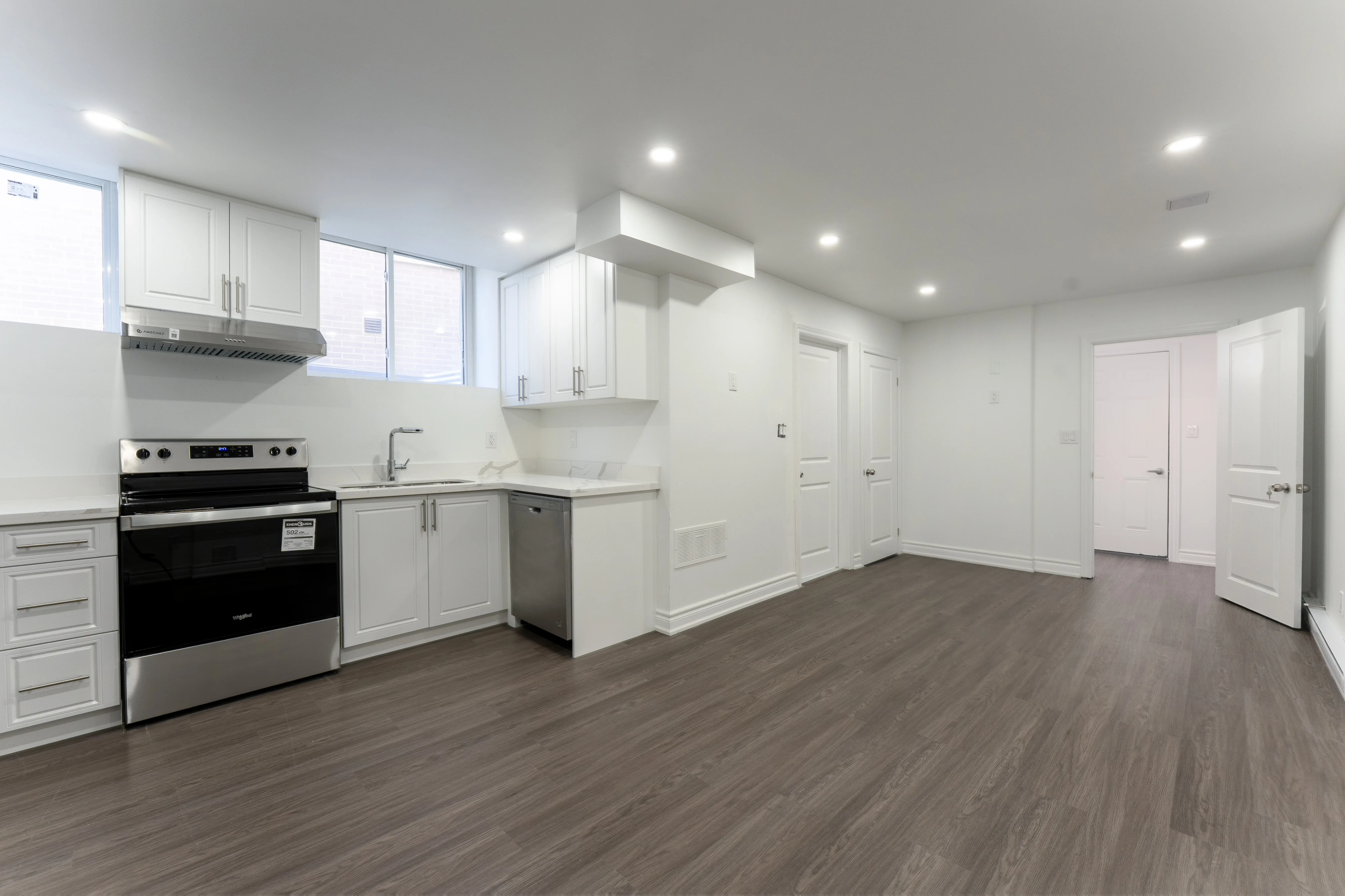 Modern 2-Bed Walkout Basement • Separate Entrance + Parking! image indicator(4)