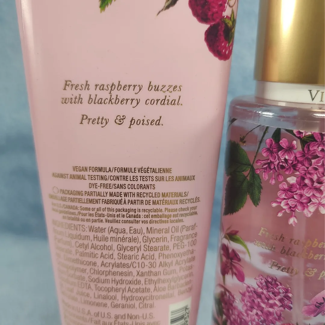 Victoria's Secret Dreamy Petals Body Lotion and Body Mist Set. image indicator(6)