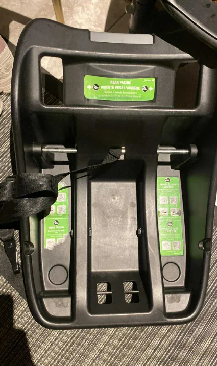 Safety 1st Step and Go-2 Stroller + Car Seat & Base image indicator(3)