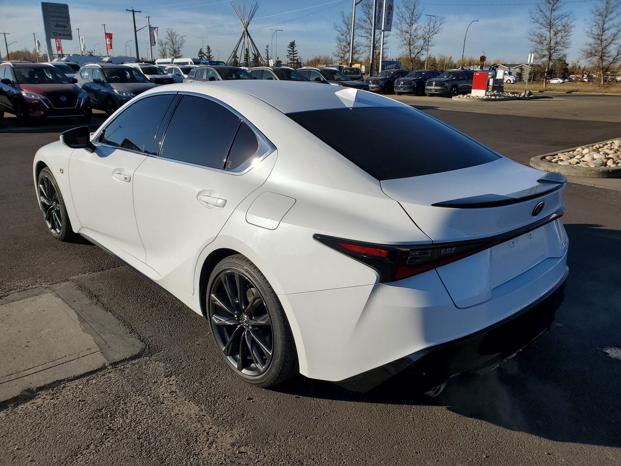 2023 Lexus IS 300 - photo 5