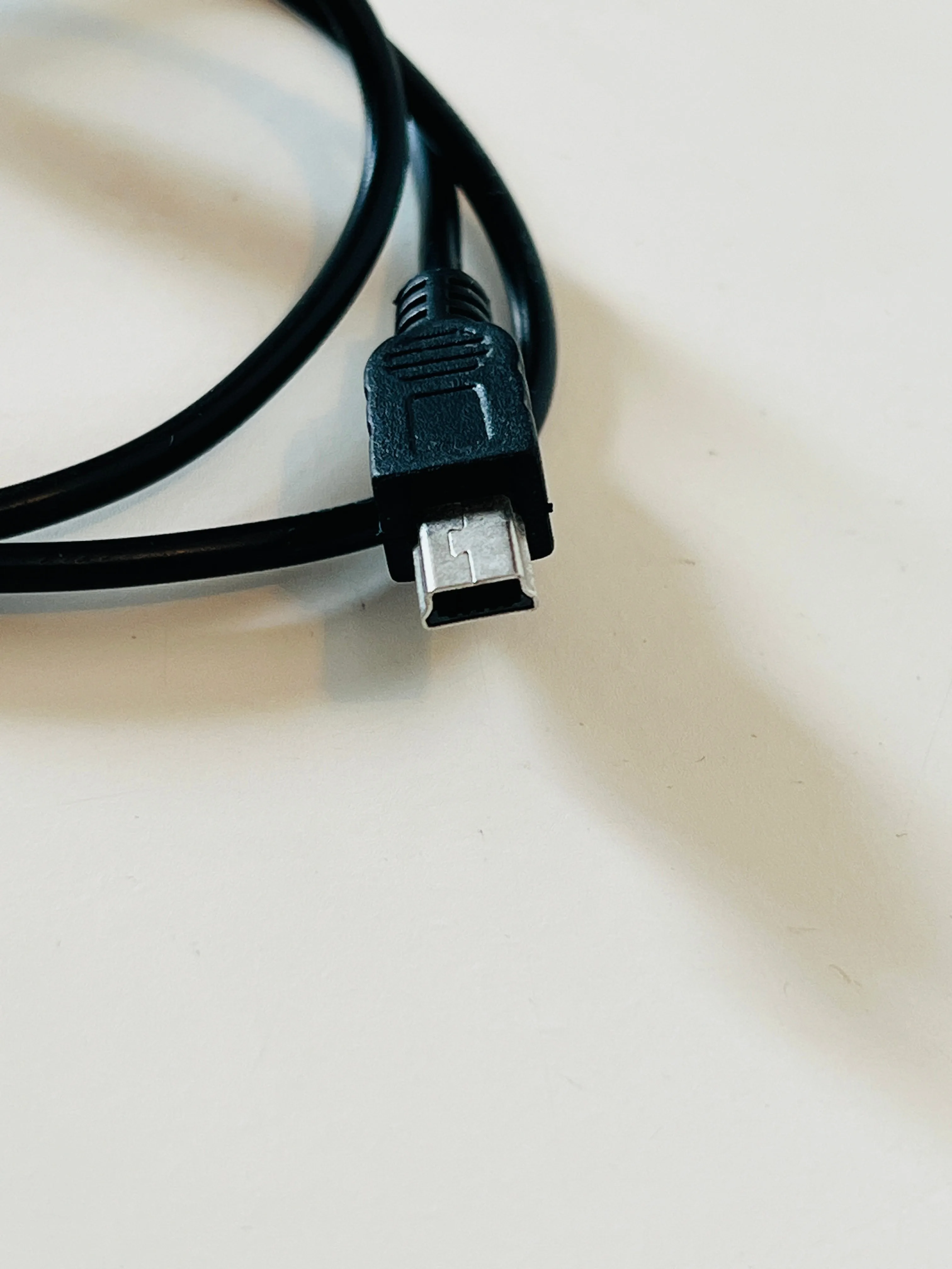 3.5 mm to micro usb cable adapter image indicator(2)