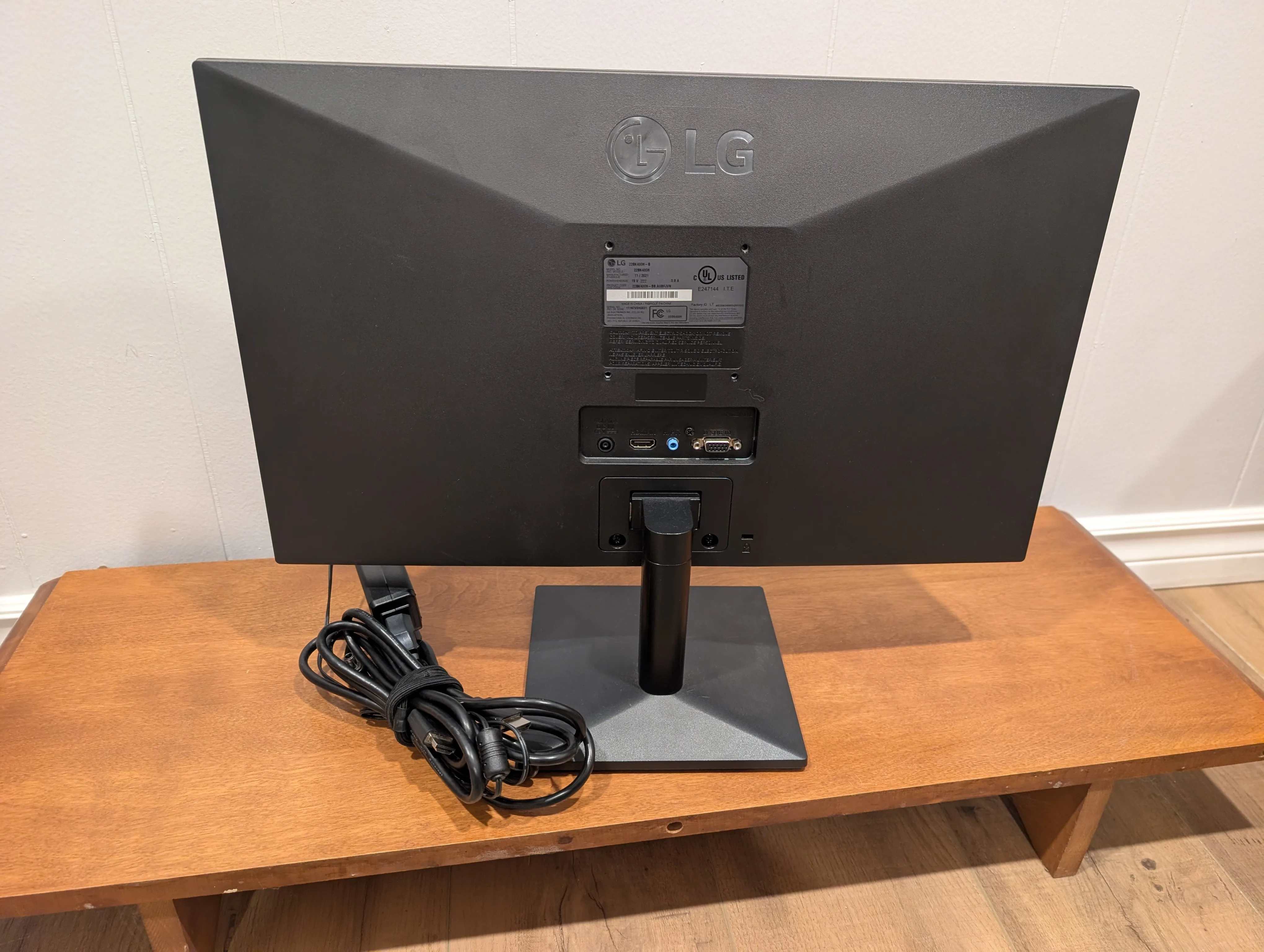 LG 22'' Class Full HD 16:9, TN Monitor - 22BK400HB image indicator(2)