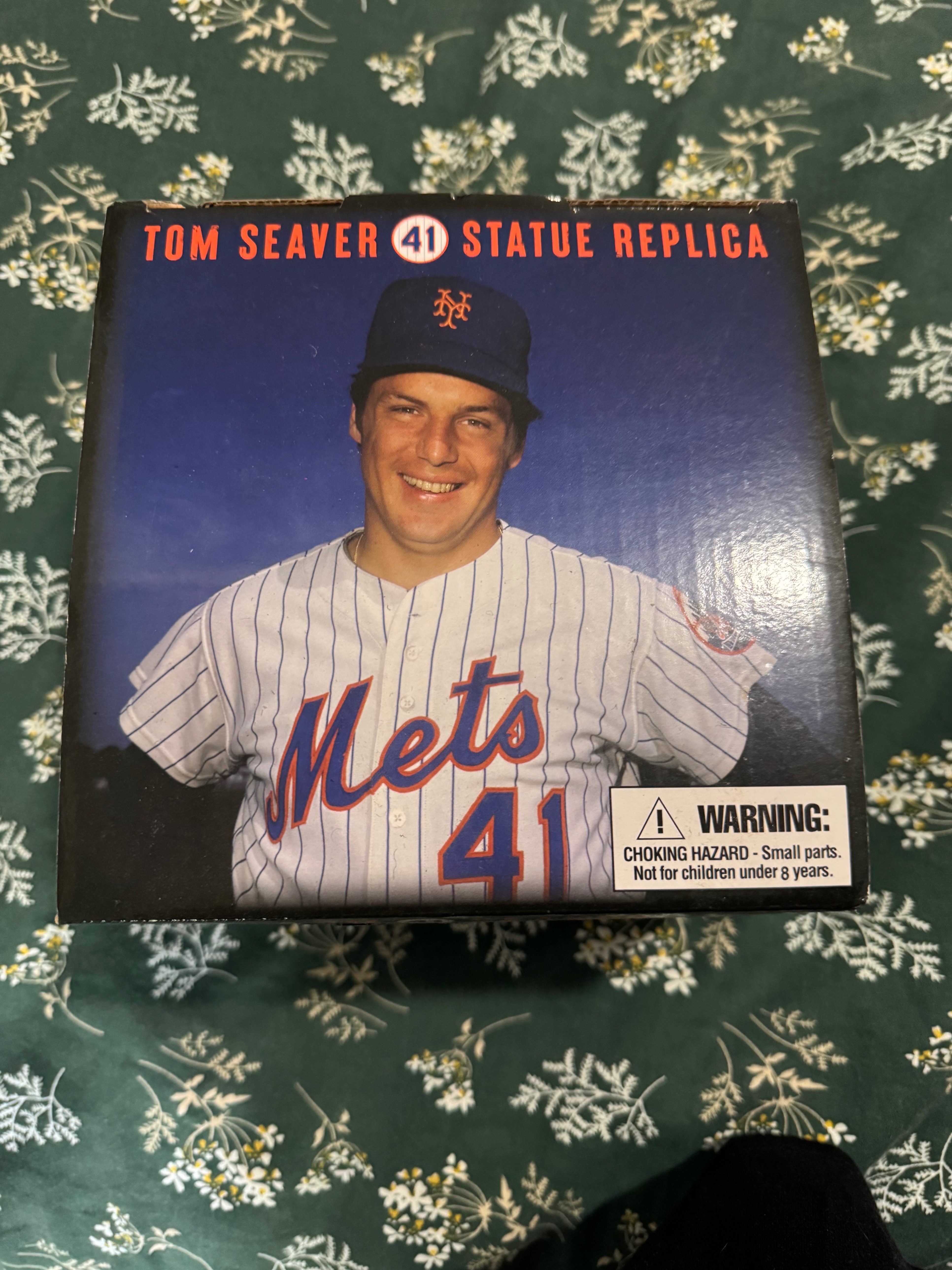 Tom Seaver #41 Statue Replica