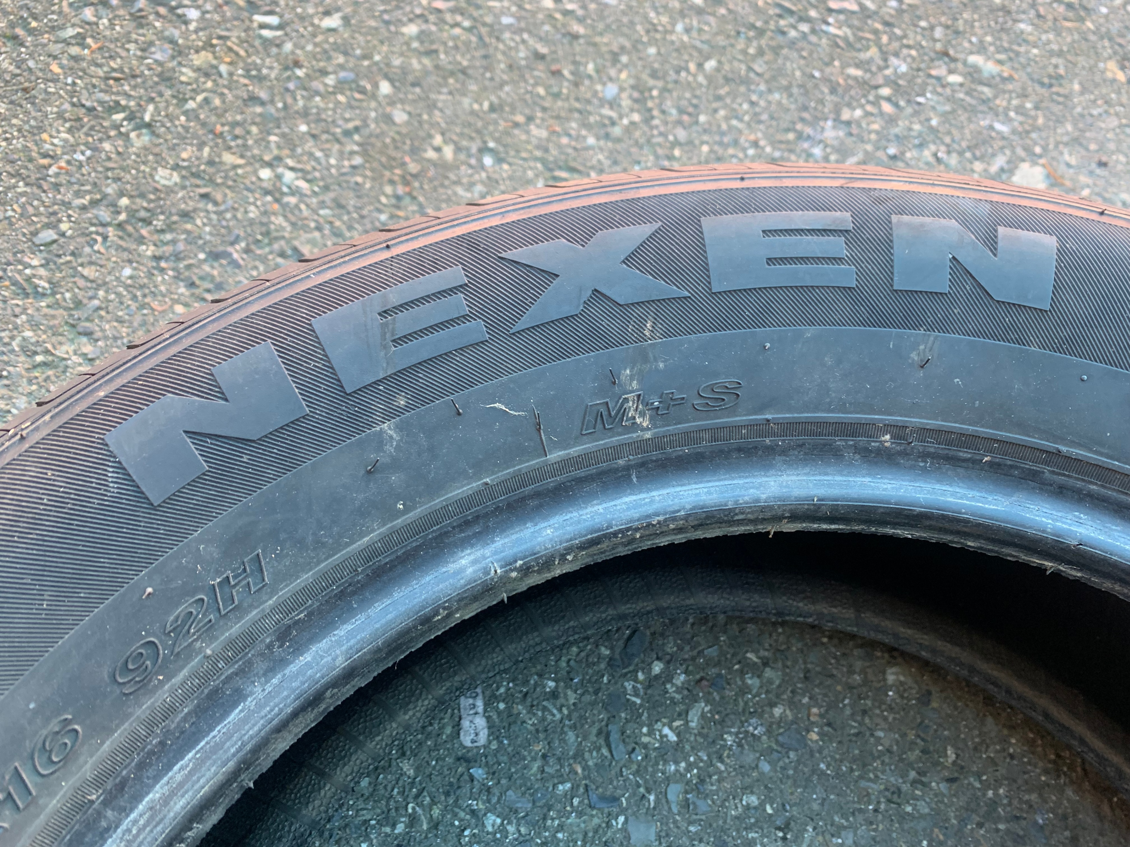 Pair of 205/60/16 92H M+S Nexen Nblue EV with 60% tread - photo 5