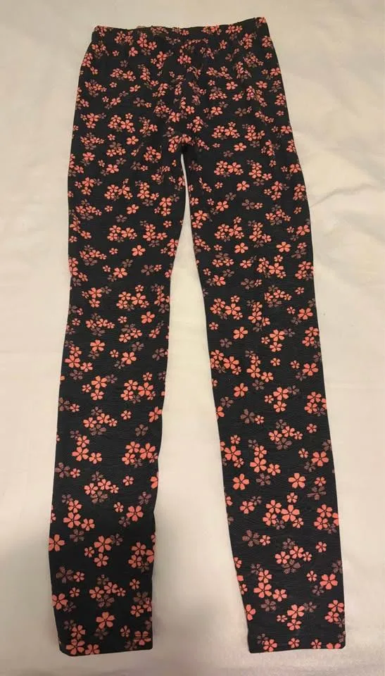 Just Cozy Black/Pink Floral Leggings (XS) - NWT image indicator(2)