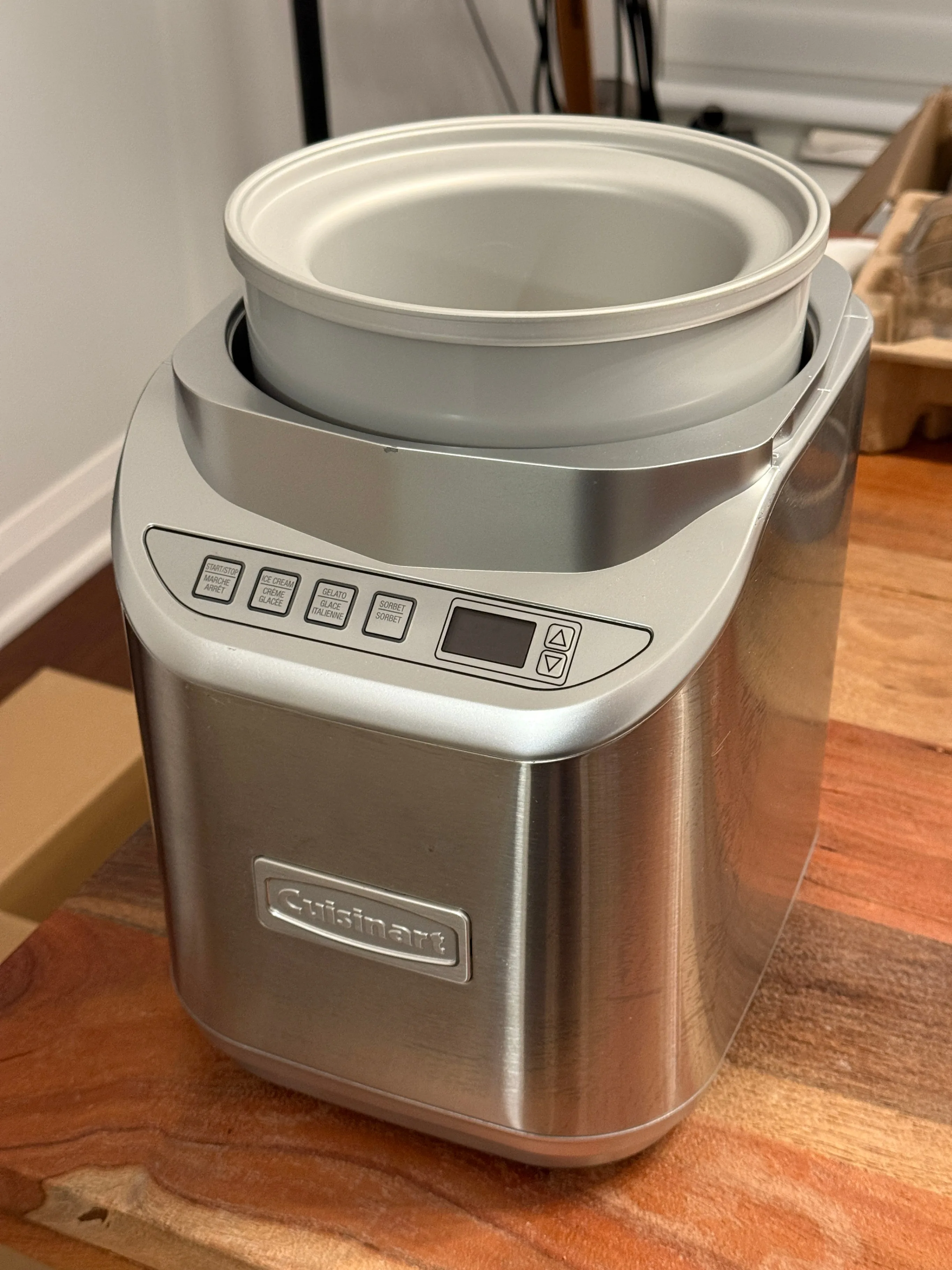 Cuisinart Gelateria Ice Cream & Gelato Maker (2 QT) image indicator(4)