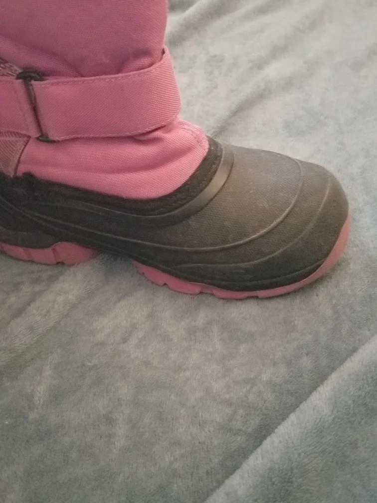 2 pairs girl's winter/rain/snow boots  Sizes 1-2M image indicator(6)