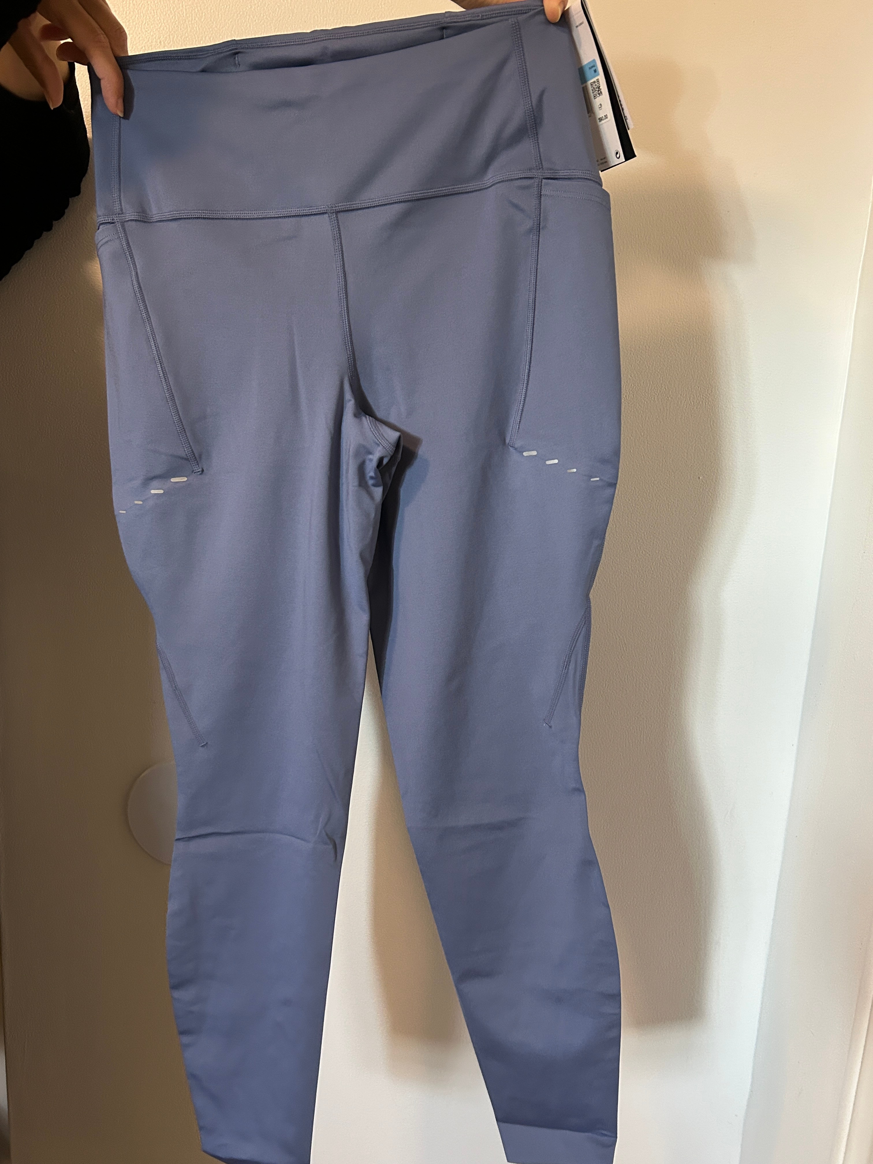 Brand New NIKE Women Leggings with Pockets (M) only in US - photo 2