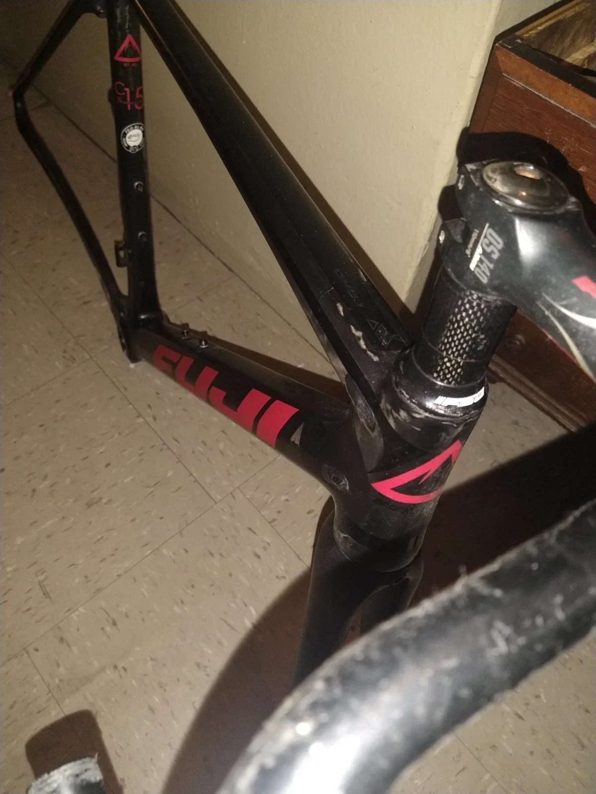 Fuji One. 1 Sl Frameset 54cm image indicator(6)